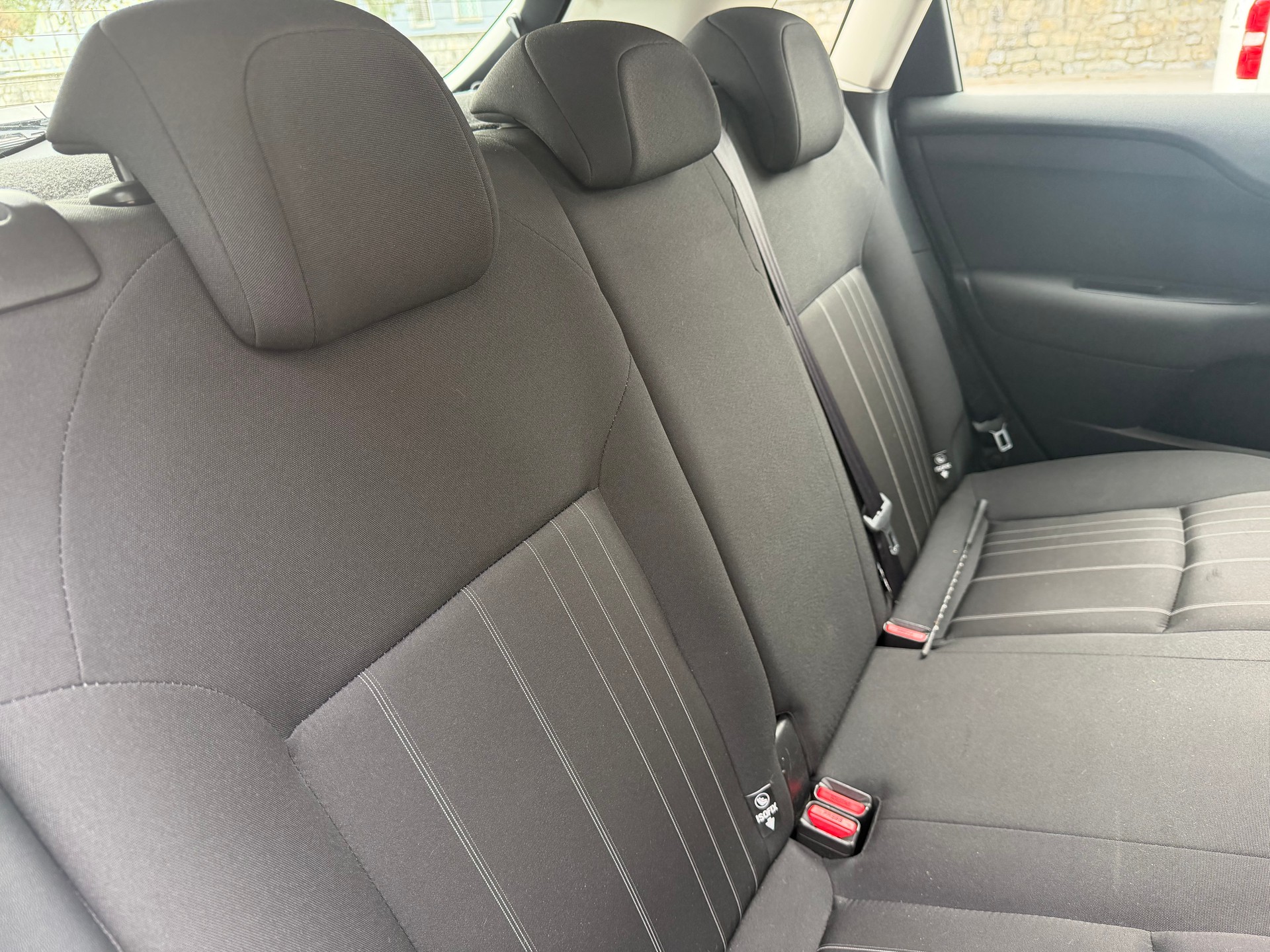 CITROEN C4 1.2 Pure Tech Feel-image-11