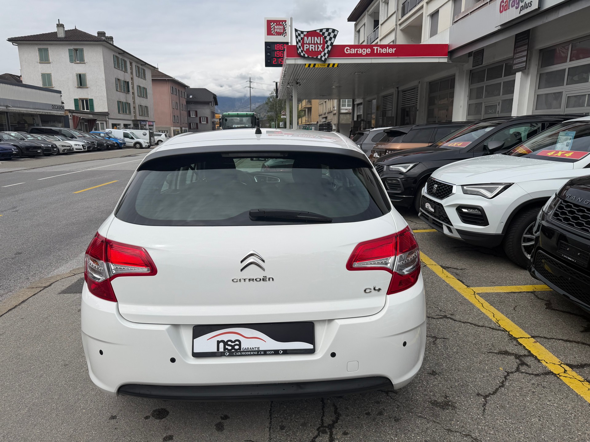 CITROEN C4 1.2 Pure Tech Feel-image-4