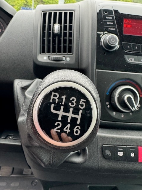 CITROEN Jumper 35 2.2 BlueHDi 165 L2H2-image-8