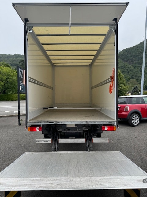 CITROEN Jumper 35 2.2 BlueHDi 165 L2H2-image-4