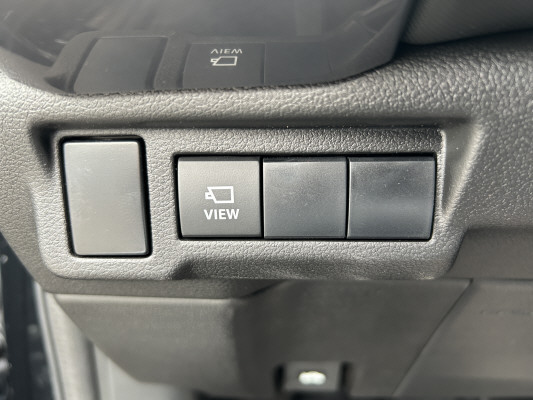 TOYOTA Urban Cr.61kWh Prem. AWD-image-14