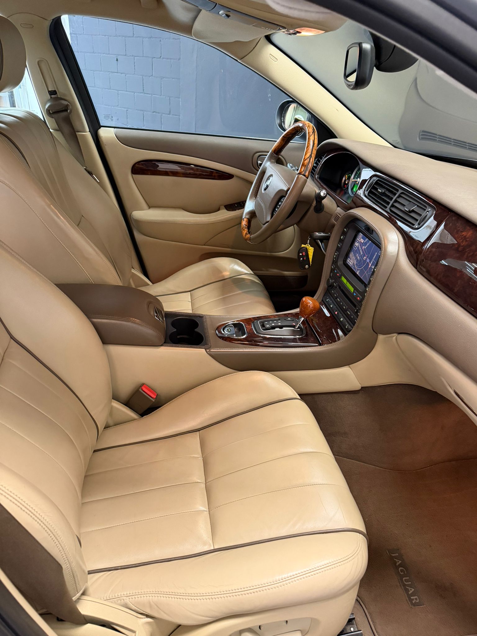 JAGUAR S-Type 2.7d V6 Anniversary Automatic ***CH-Fahrzeug***-image-14
