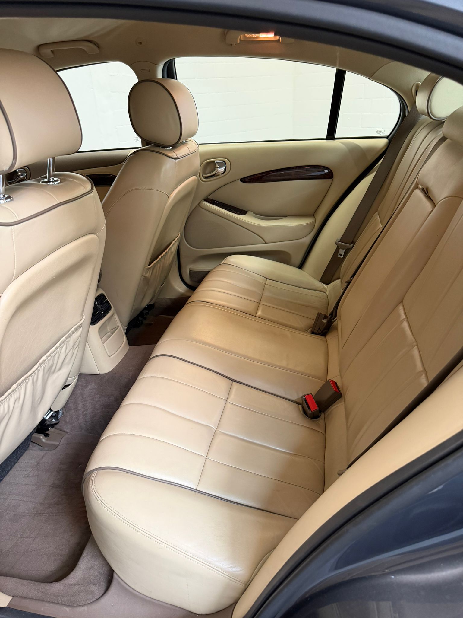 JAGUAR S-Type 2.7d V6 Anniversary Automatic ***CH-Fahrzeug***-image-15