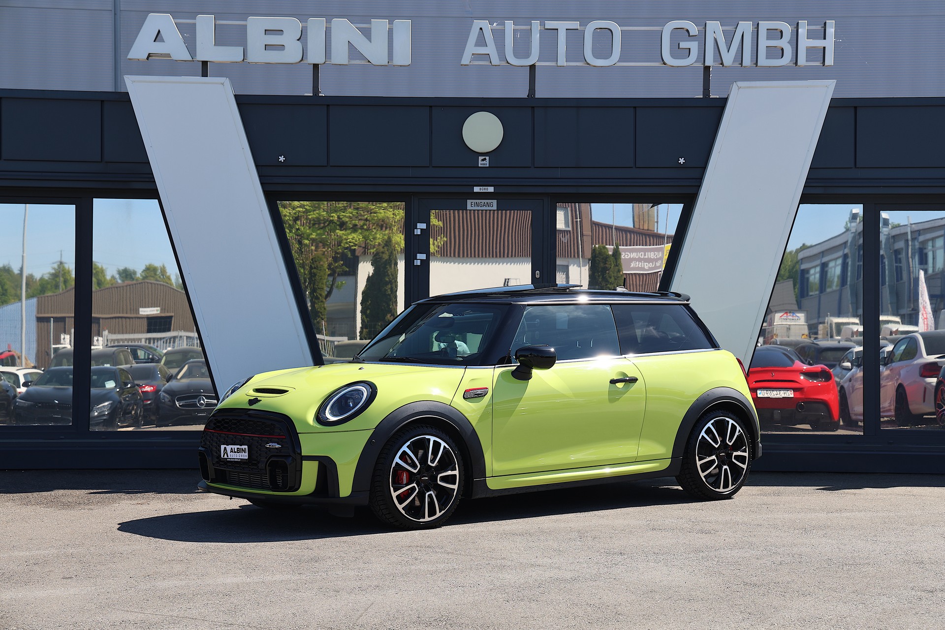MINI Cooper John Cooper Works Steptronic-image-0