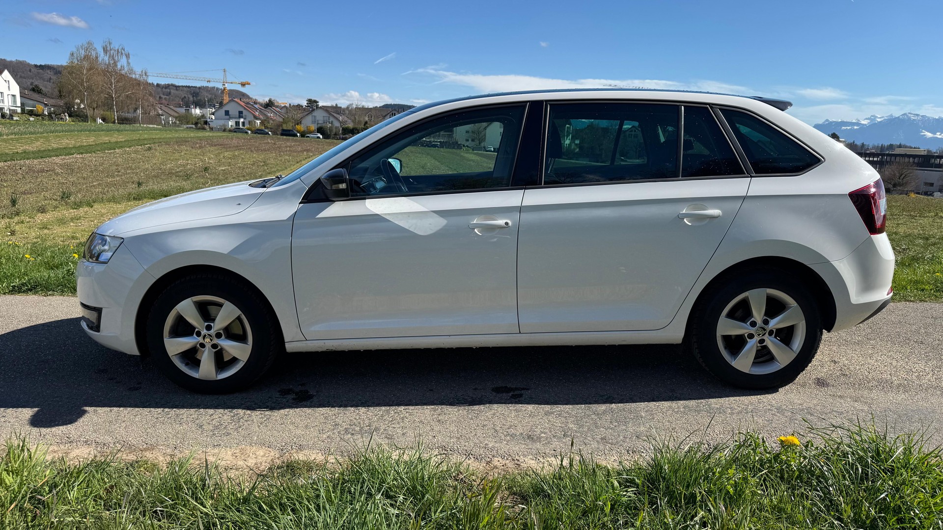 SKODA Rapid Spaceback 1.2 TSI Ambition-image-1