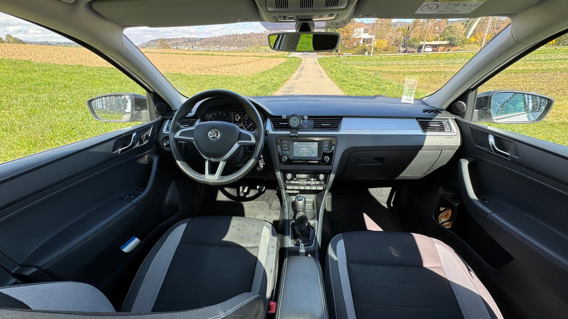 SKODA Rapid Spaceback 1.2 TSI Ambition-image-3