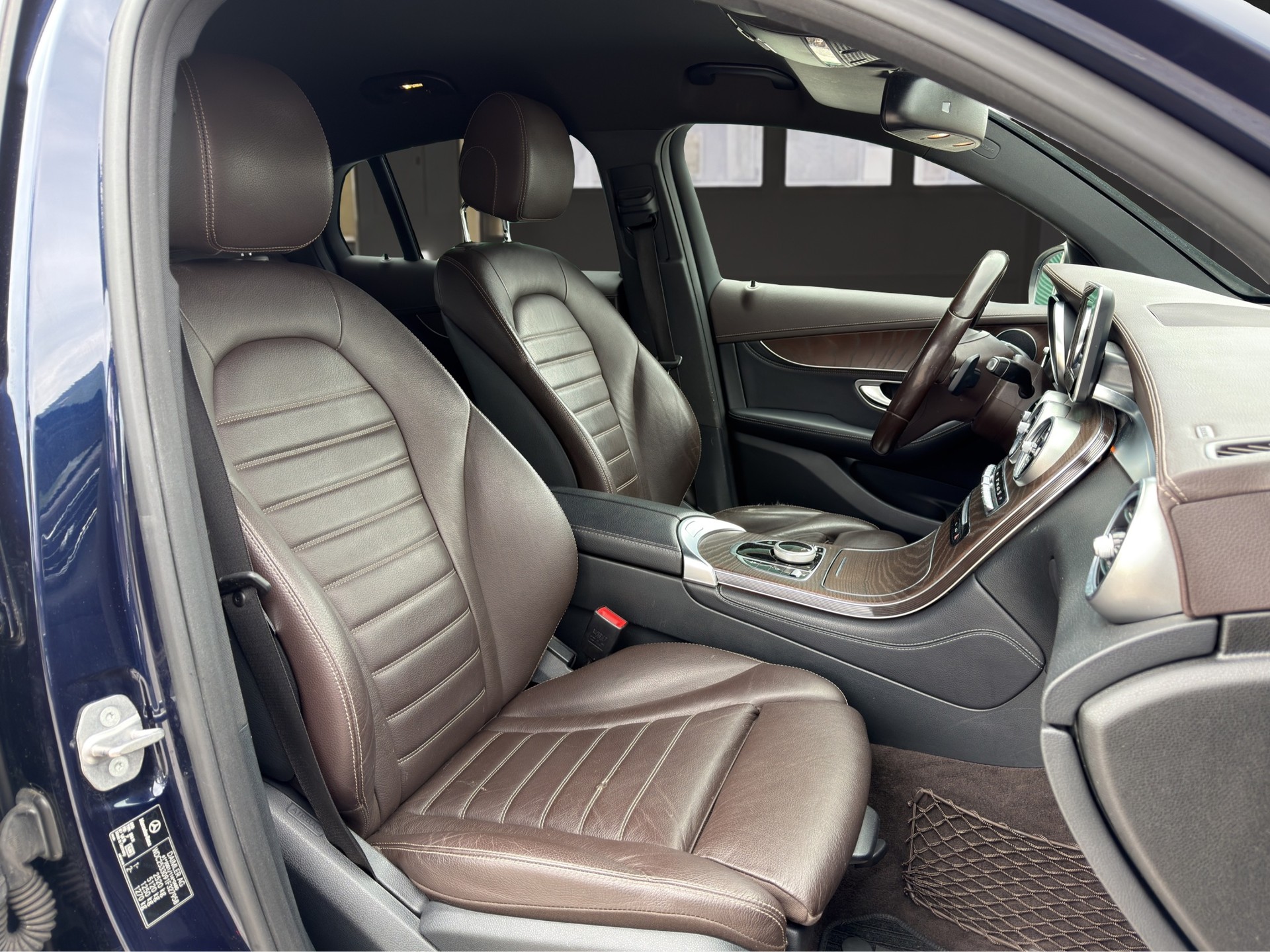 MERCEDES-BENZ GLC 250 d AMG Line 4m Coupé-image-9