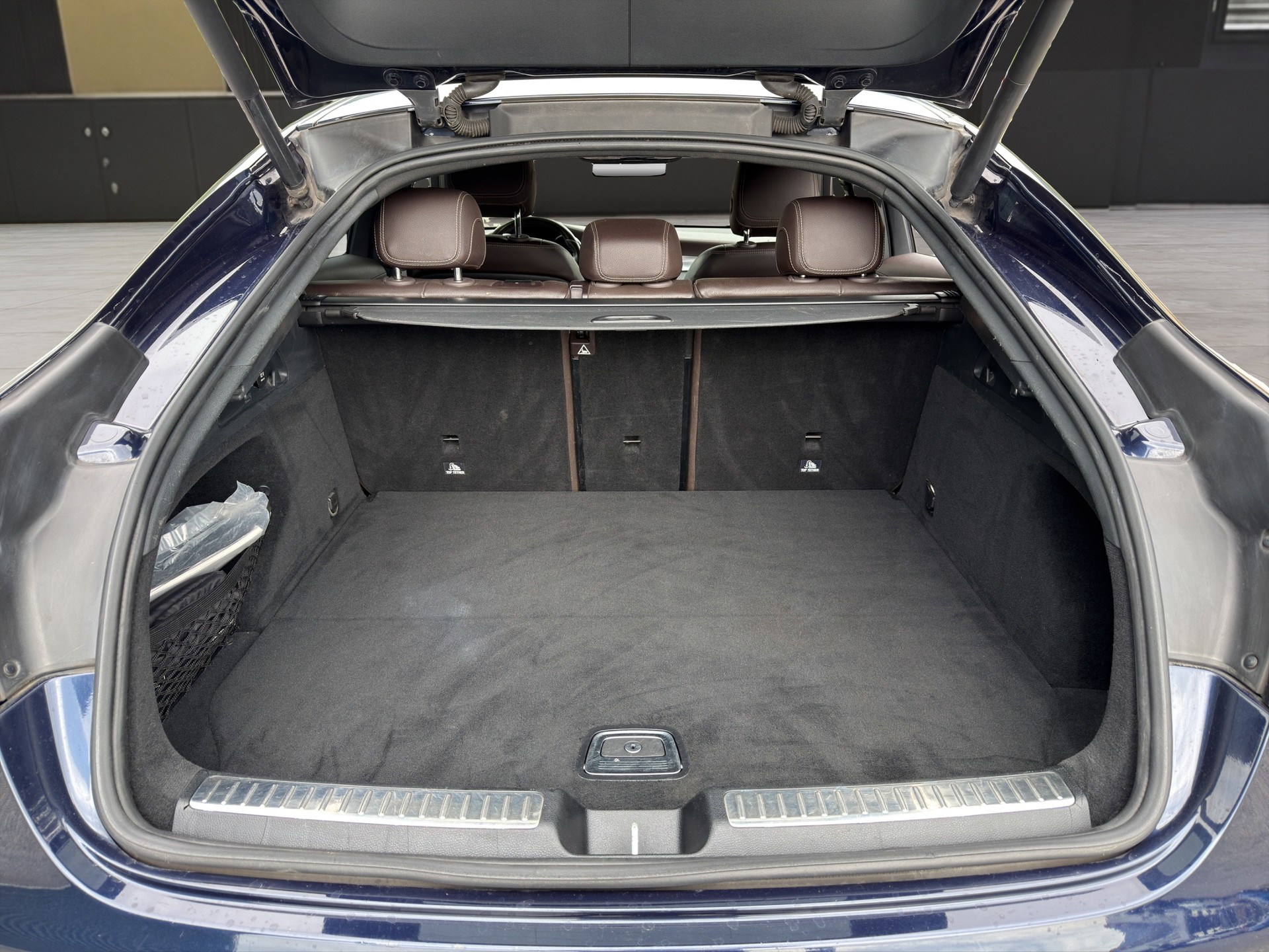 MERCEDES-BENZ GLC 250 d AMG Line 4m Coupé-image-13