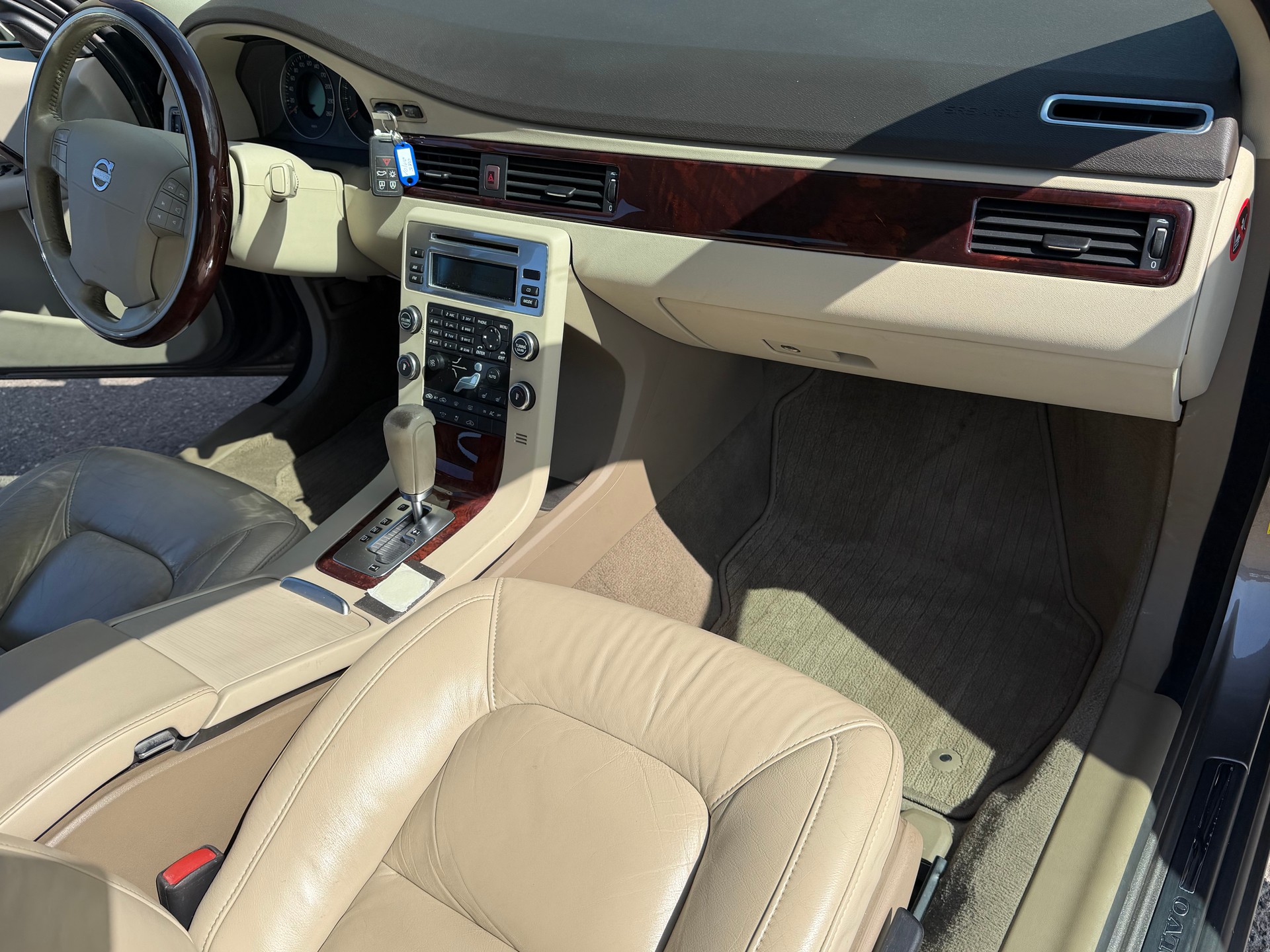 VOLVO S80 3.2 AWD Executive Geartronic-image-16