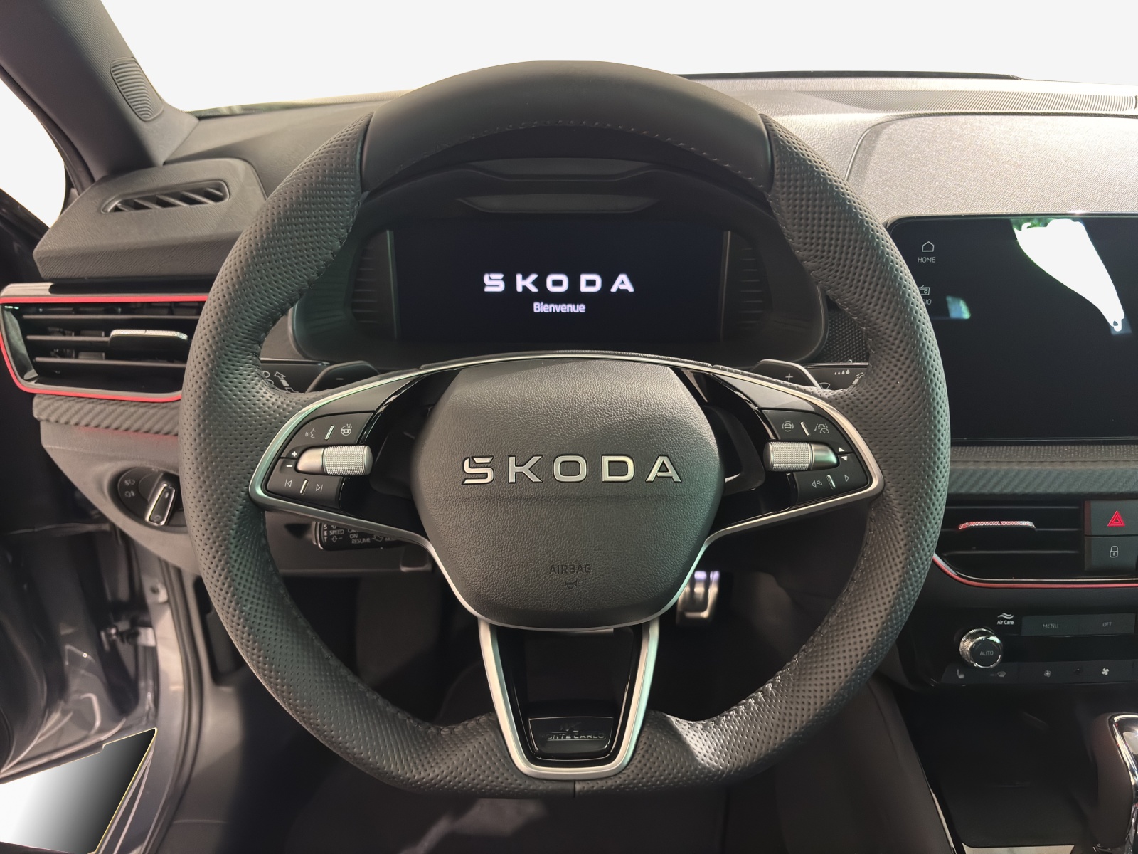 SKODA Kamiq 1.5 TSI Monte Carlo DSG-image-7