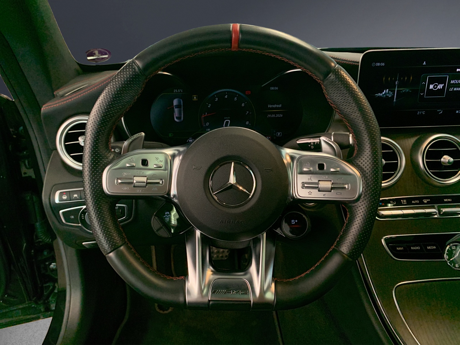MERCEDES-BENZ C 43 AMG 4Matic-image-9