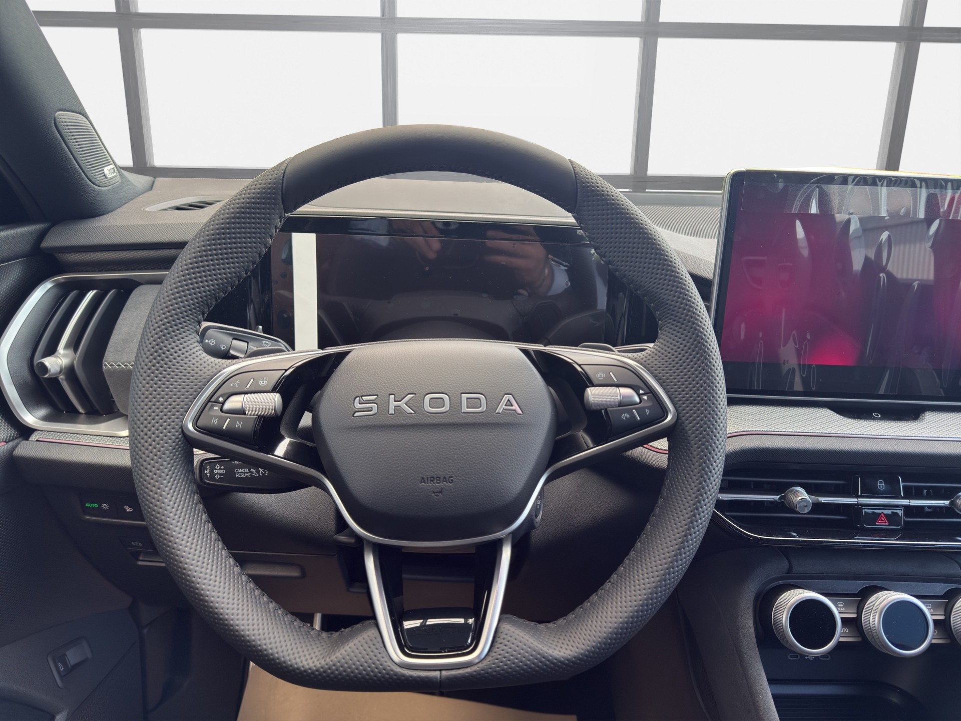 SKODA Kodiaq 2.0 TSI Sportline 4x4-image-8