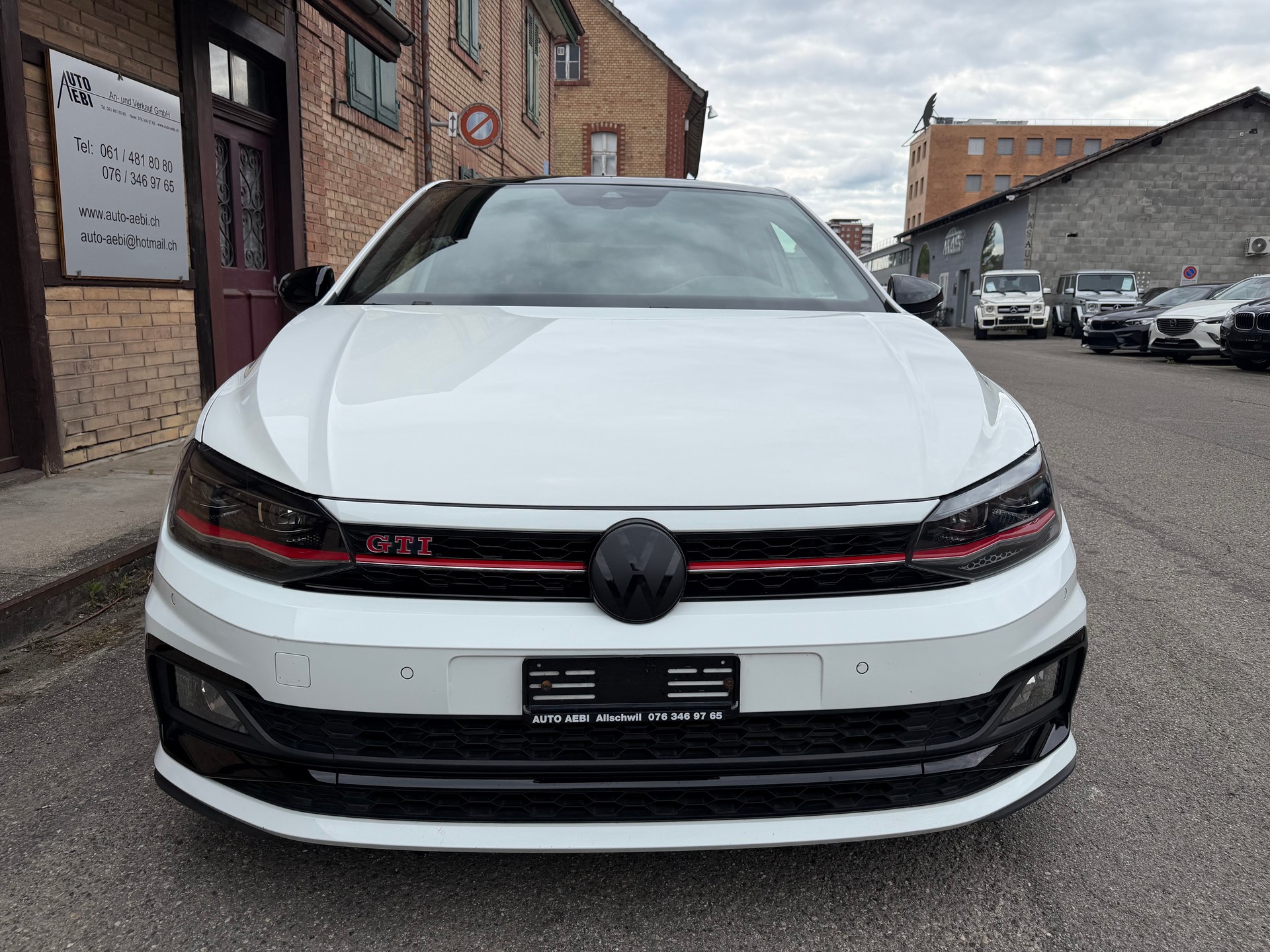 VW Polo 2.0 TSI GTI DSG-image-8