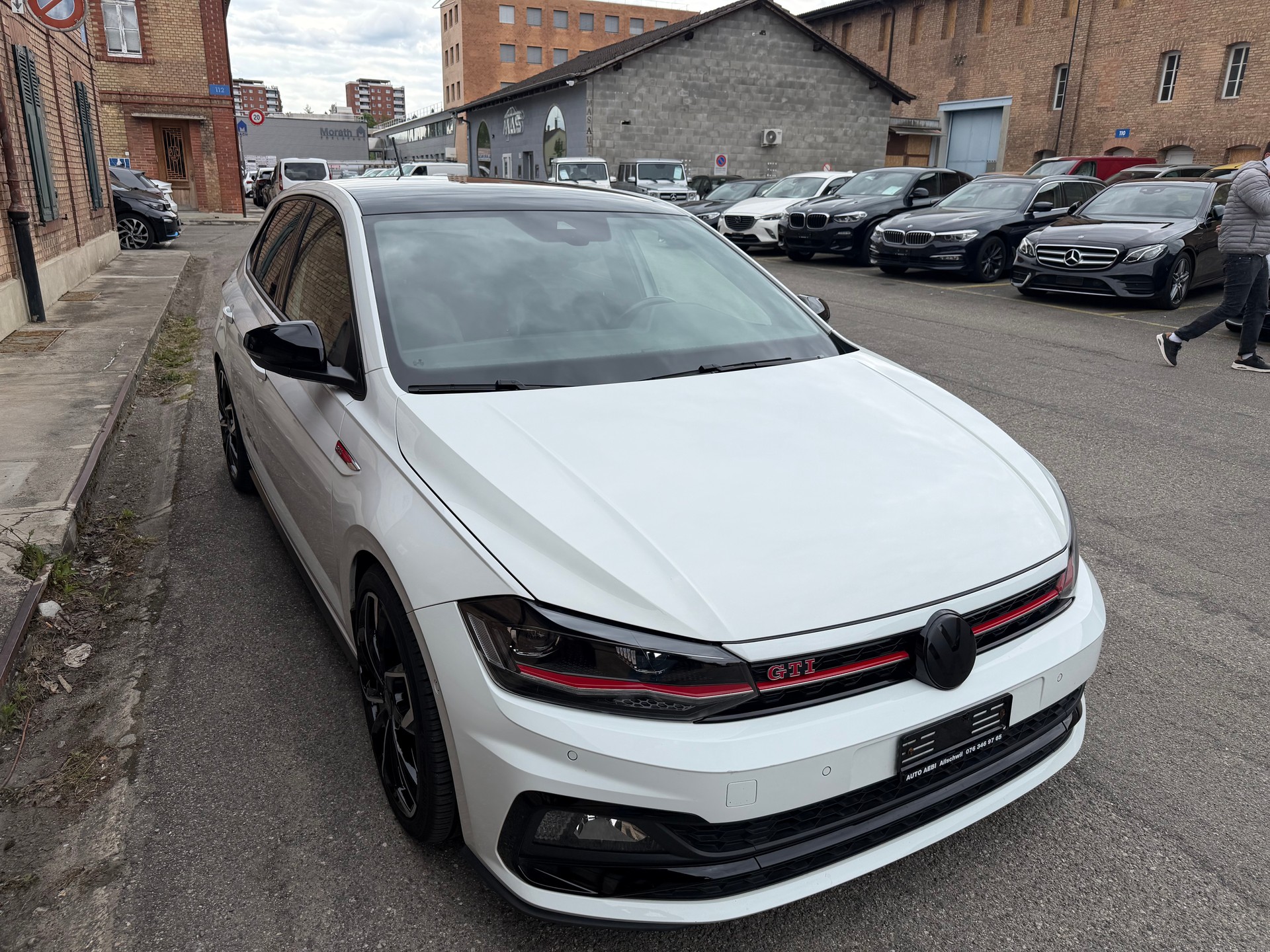 VW Polo 2.0 TSI GTI DSG-image-7