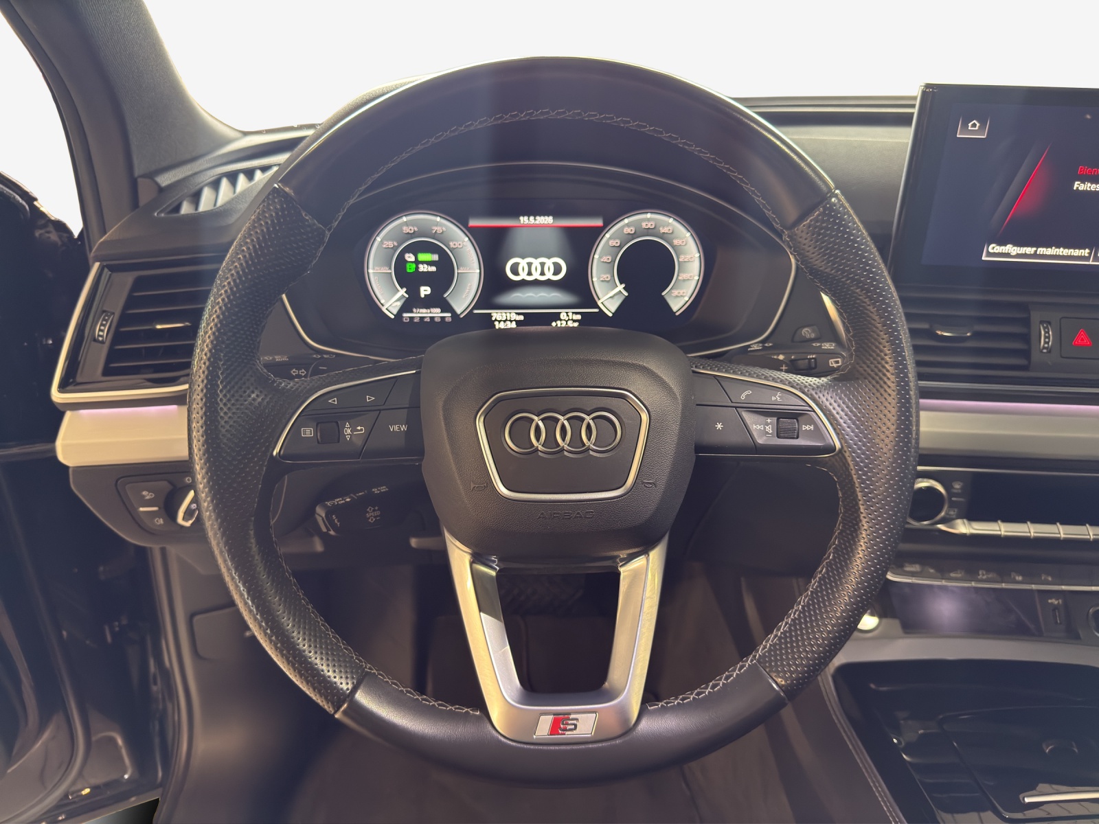 AUDI Q5 50 TFSI e PHEV S line quattro S-tronic-image-9