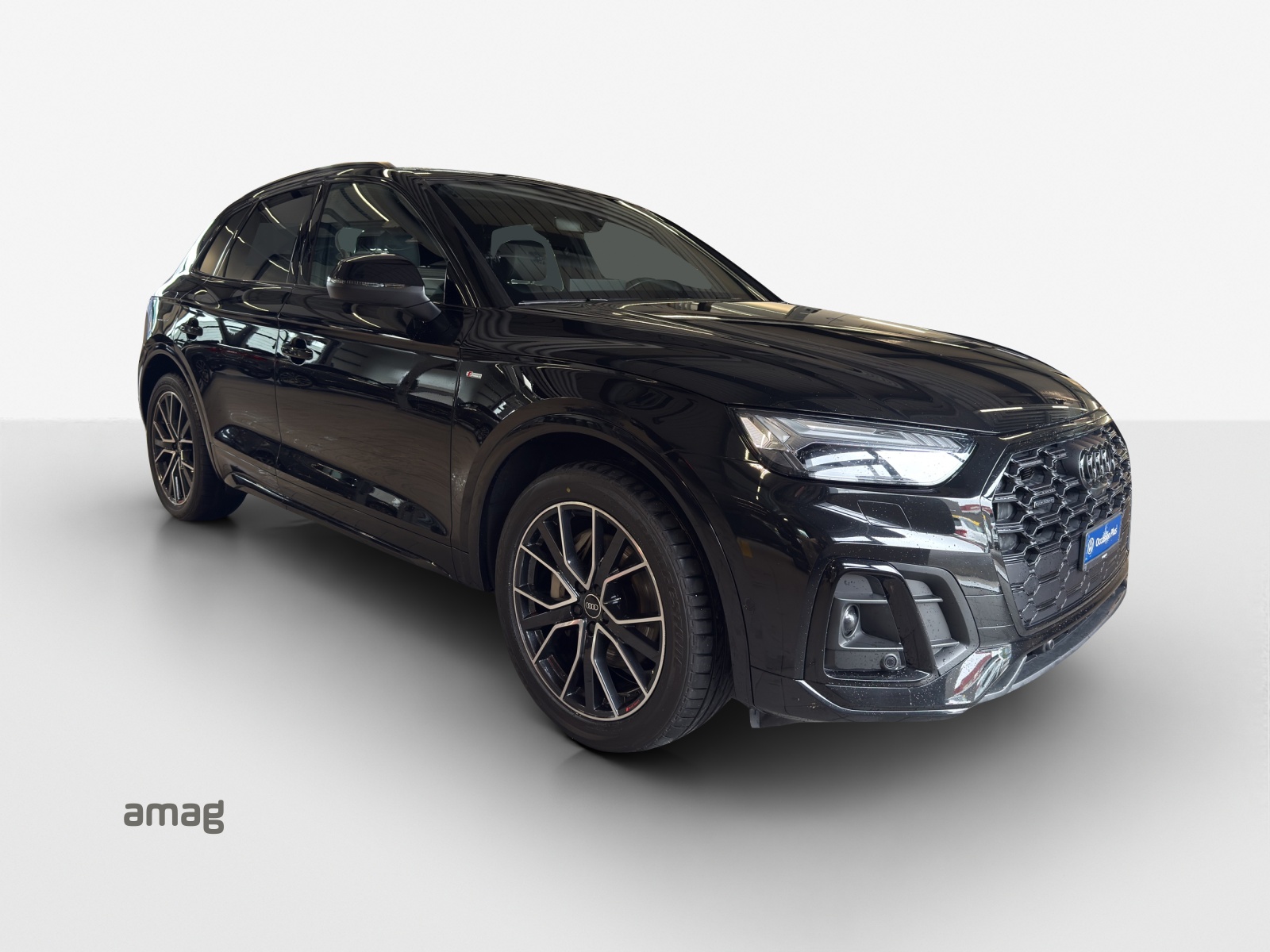 AUDI Q5 50 TFSI e PHEV S line quattro S-tronic-image-5