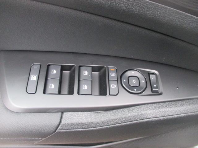 KIA Sportage 1.6 T-GDi Hybrid Black Edition-image-14