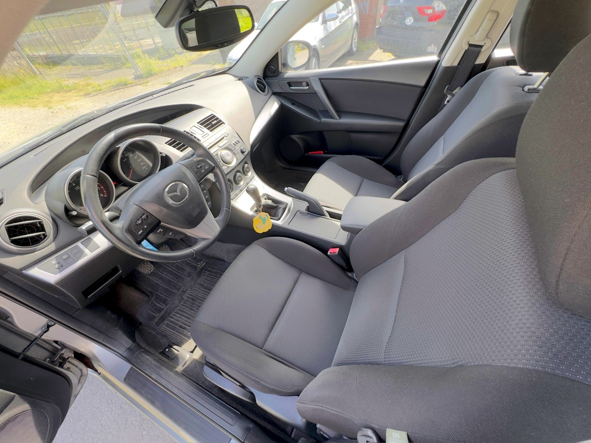 MAZDA 3 1.6 16V Confort-image-16