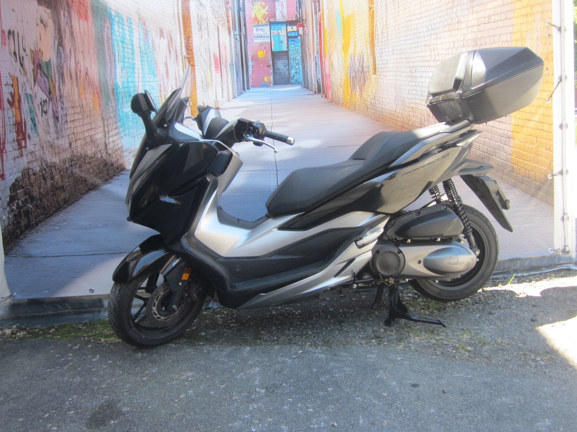 HONDA NSS 300 Forza ABS-image-1