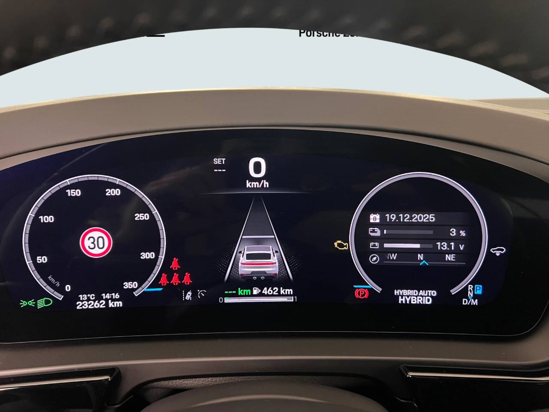 PORSCHE Cayenne Turbo E-Hybrid Coupé-image-25