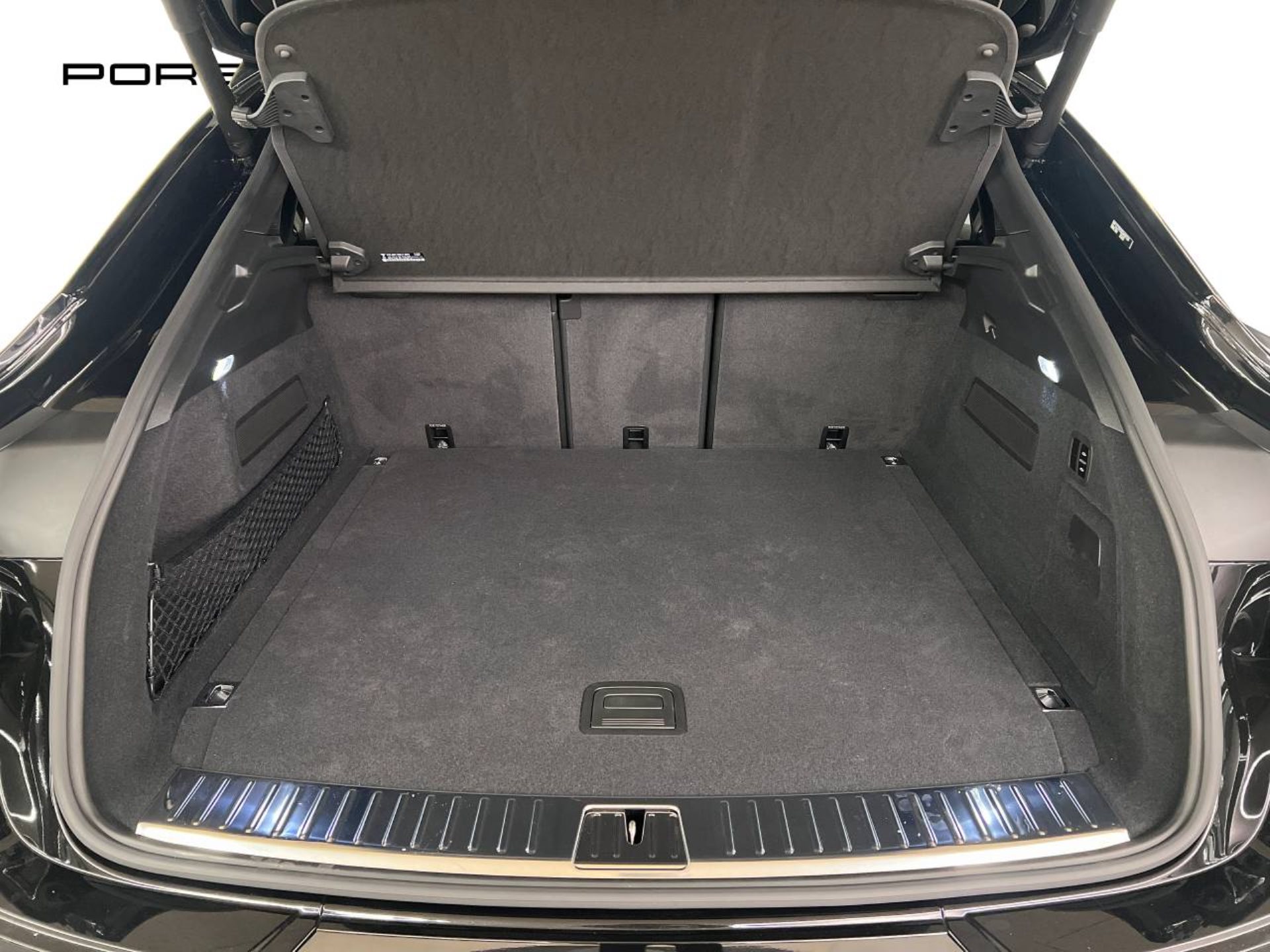 PORSCHE Cayenne Turbo E-Hybrid Coupé-image-13