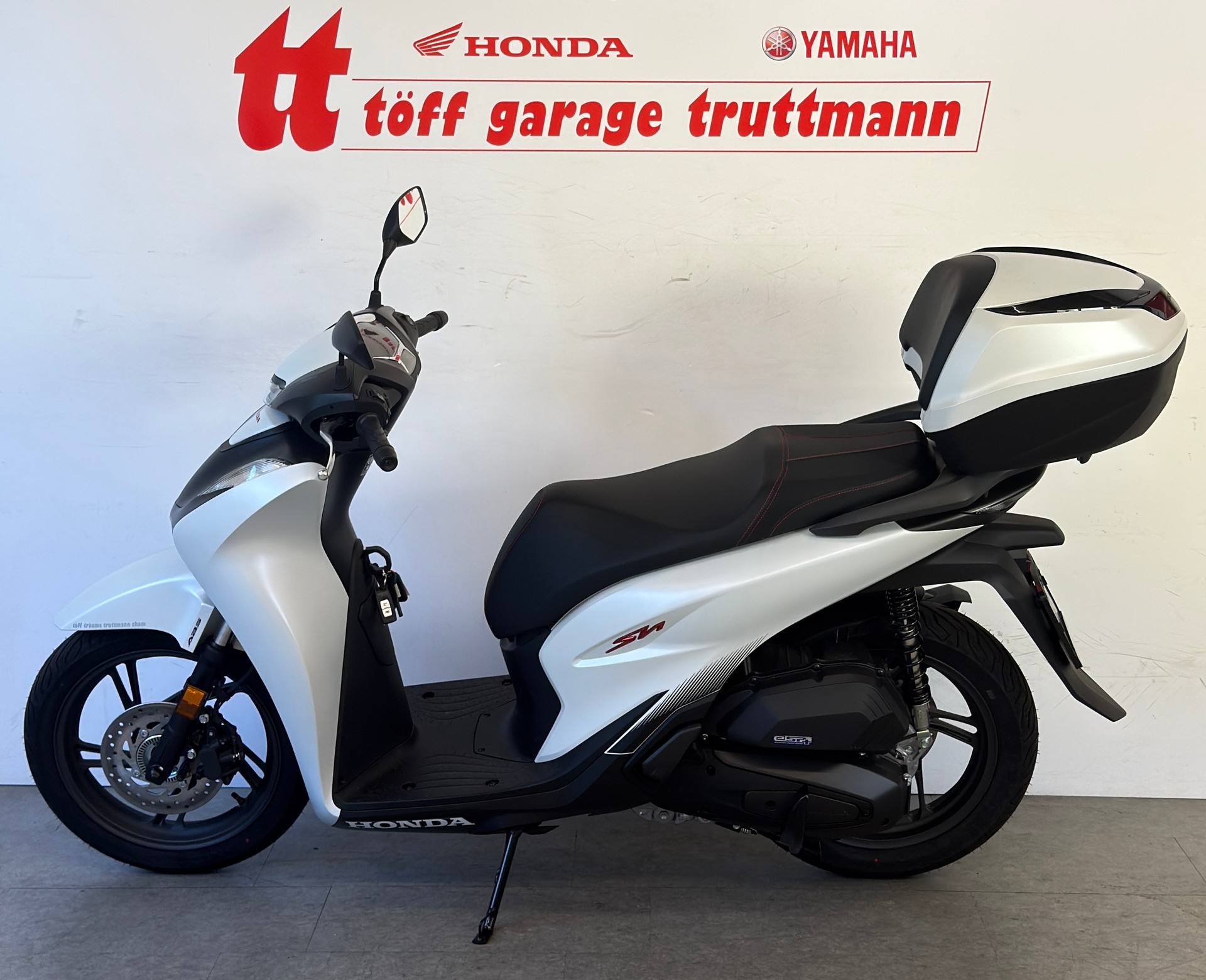 HONDA SH125i Smart Top Box-showroom-element-1