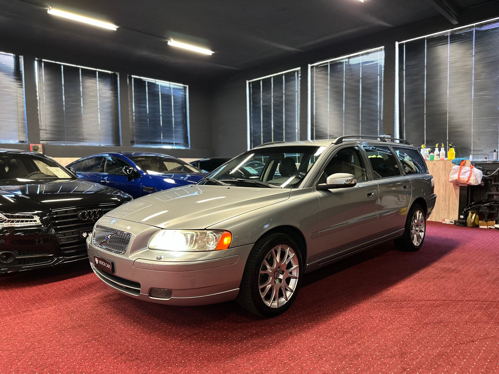 VOLVO V70 2.4 Bi-Fuel Momentum / ** Frisch ab MFK + Service **-image-5