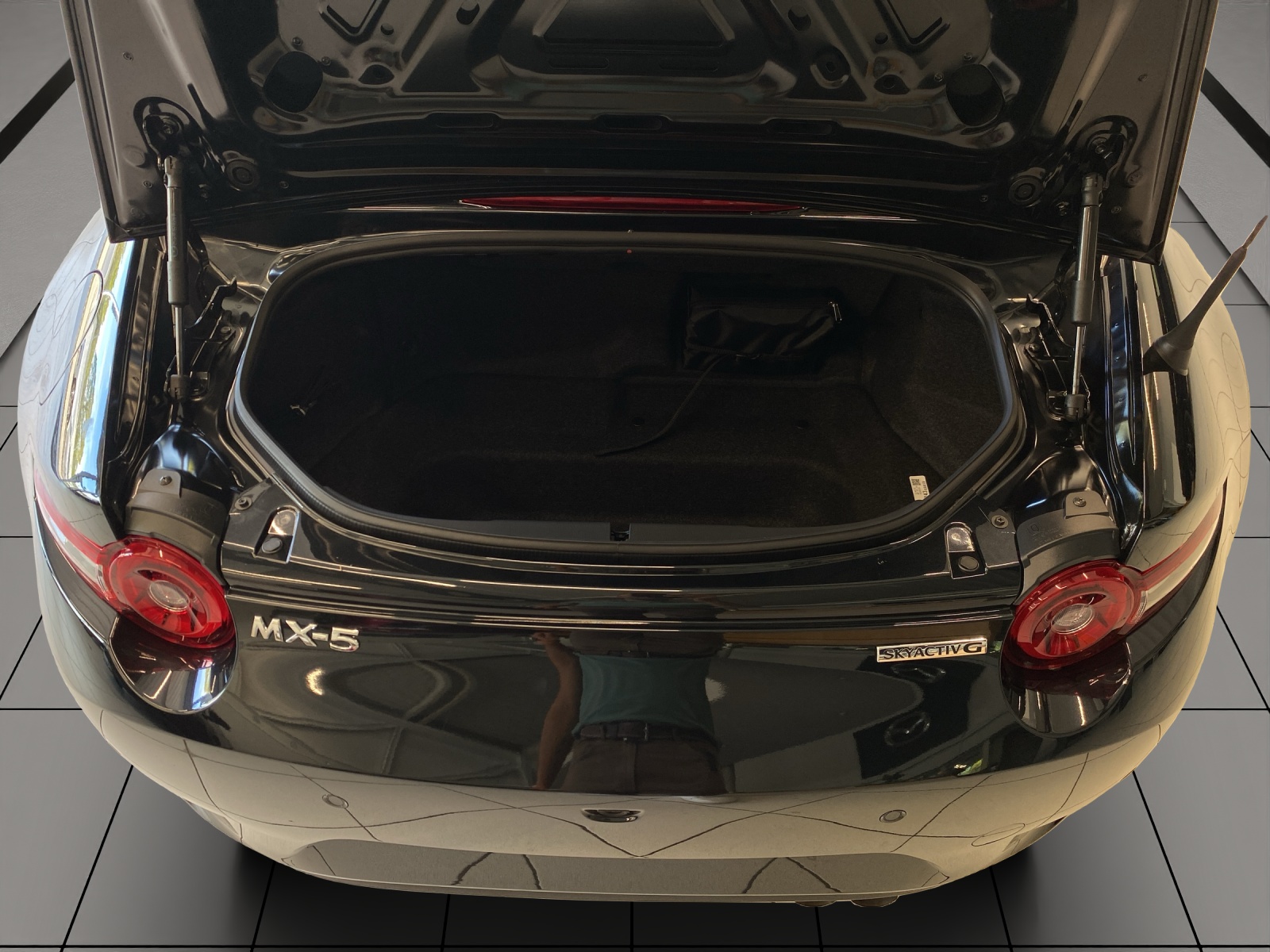 MAZDA MX-5 Skyactiv-G 132 Homura-image-5
