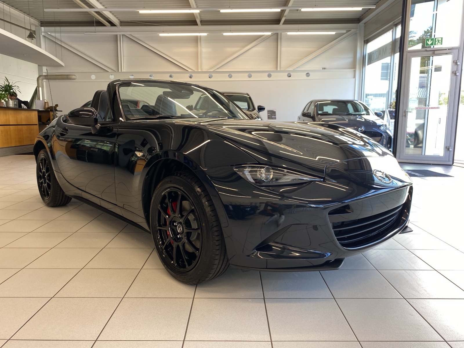 MAZDA MX-5 Skyactiv-G 132 Homura-image-17
