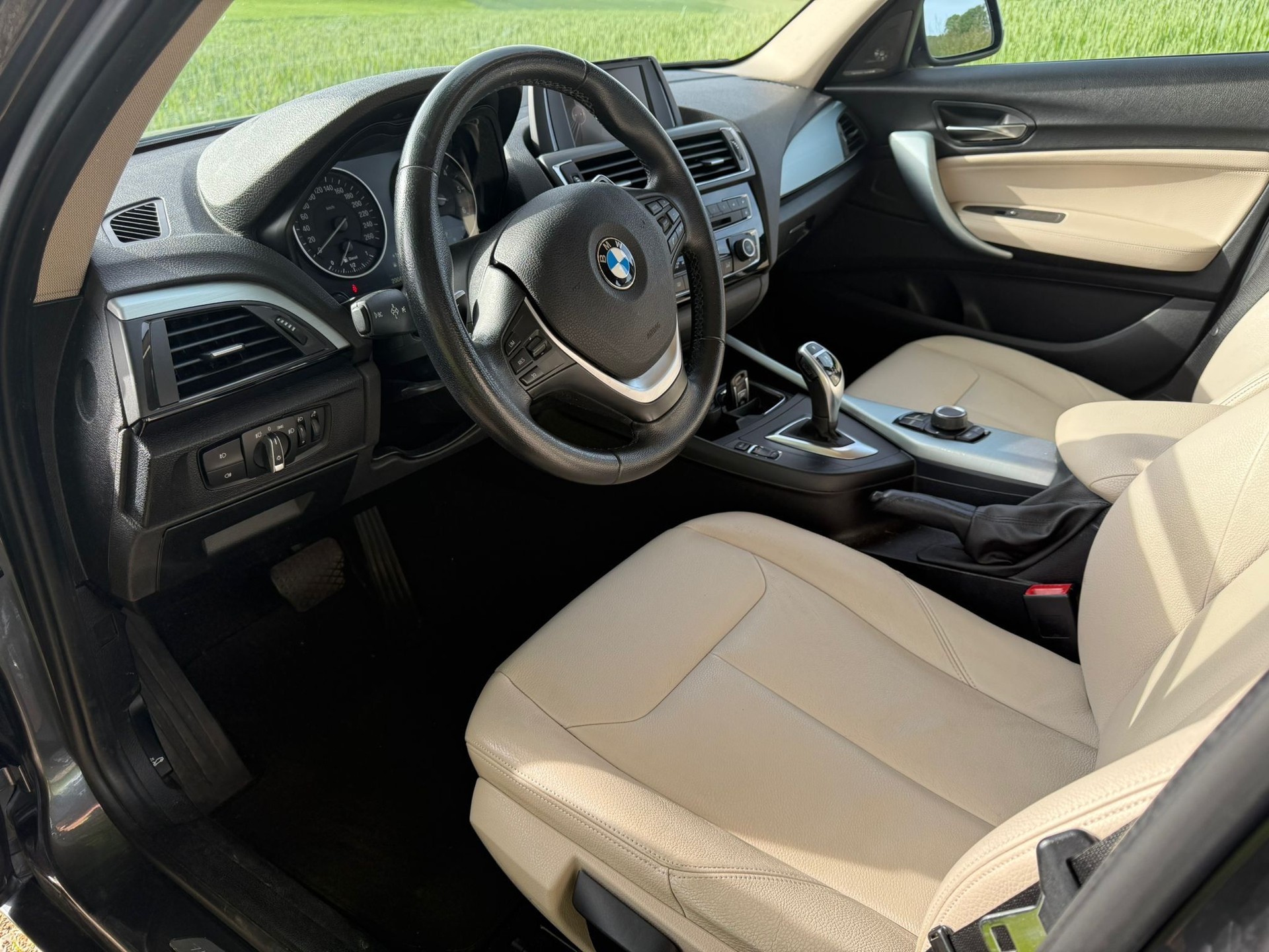 BMW 120d xDrive Steptronic-image-3