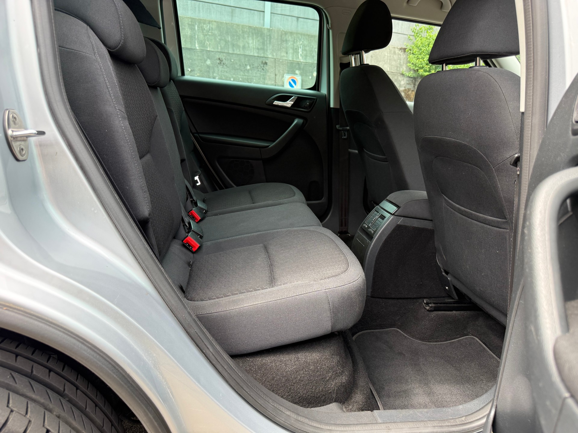 SKODA Yeti 1.8 TSI Elegance 4x4 DSG | Frisch Ab MFK |-image-13