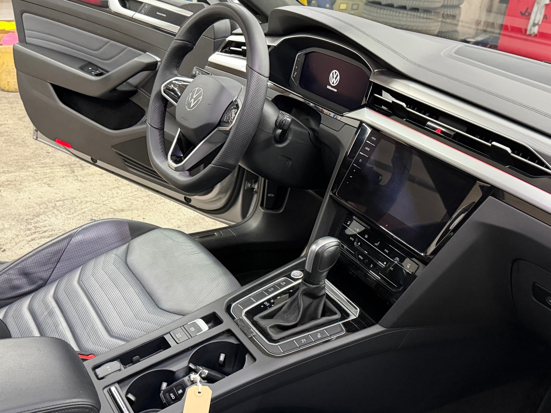 VW Arteon SB 2.0 TDI Elegance 4Motion DSG-image-15