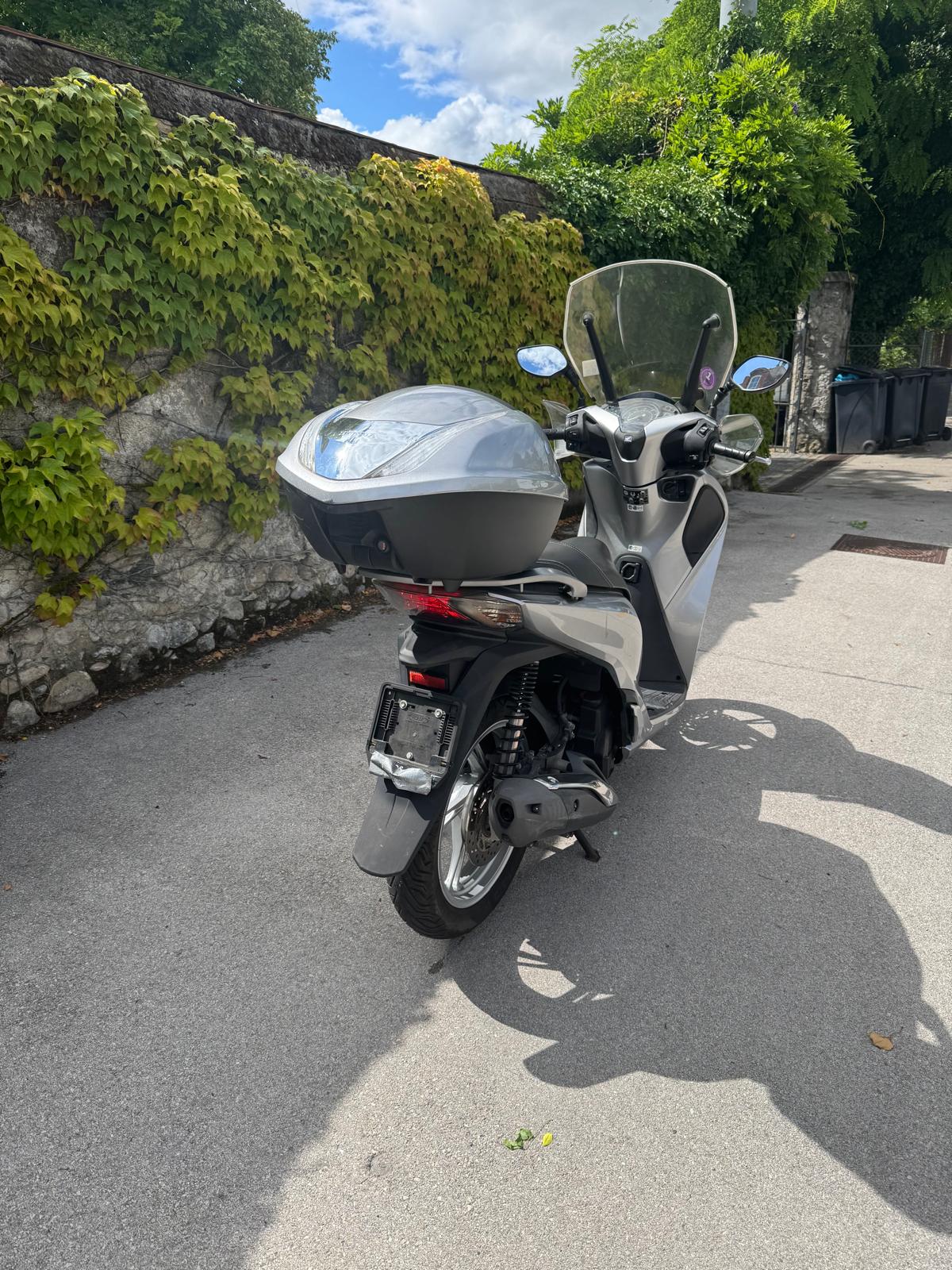 HONDA SH 125 i-image-2