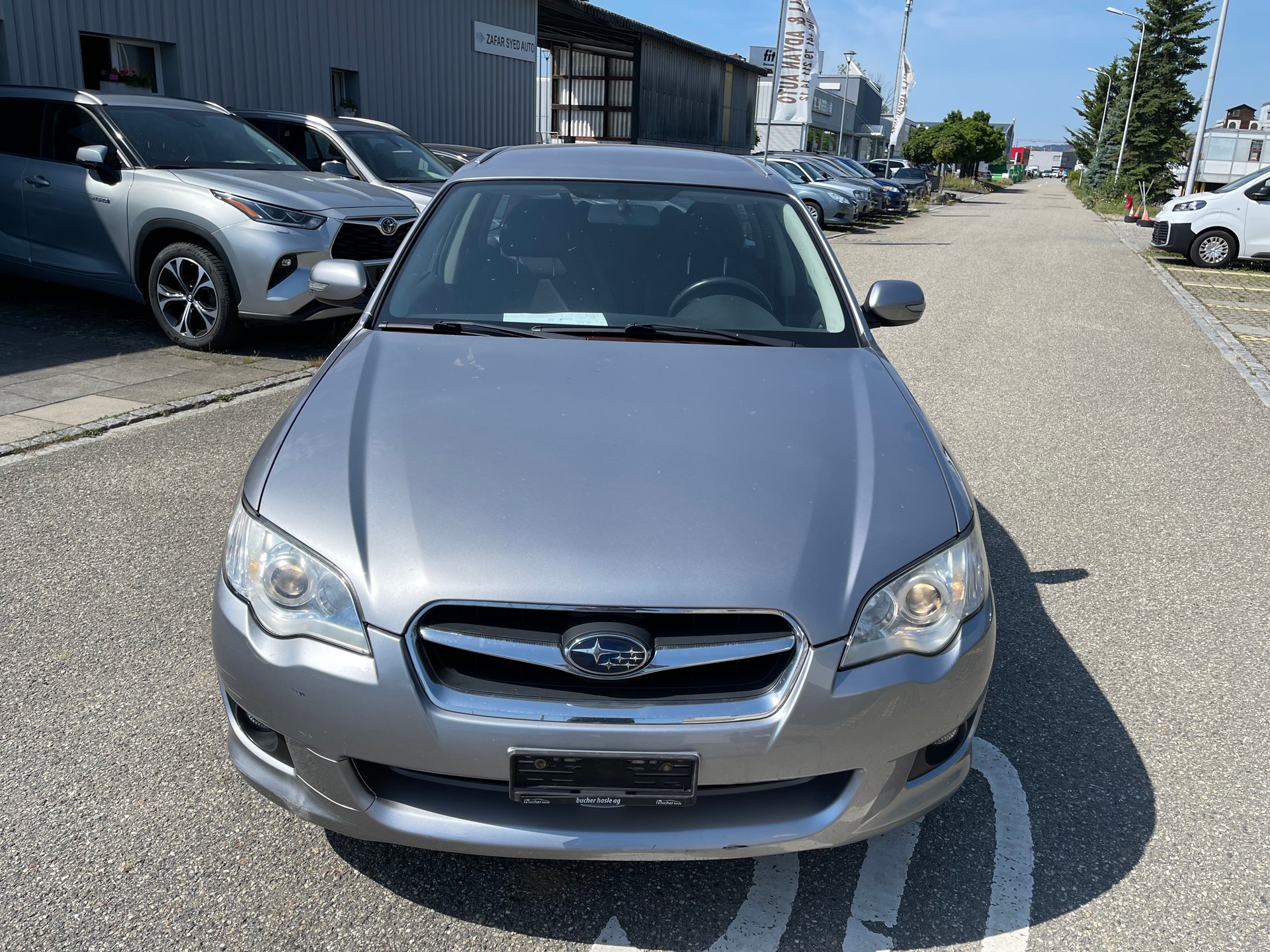 SUBARU Legacy 2.0R AWD Swiss-image-1