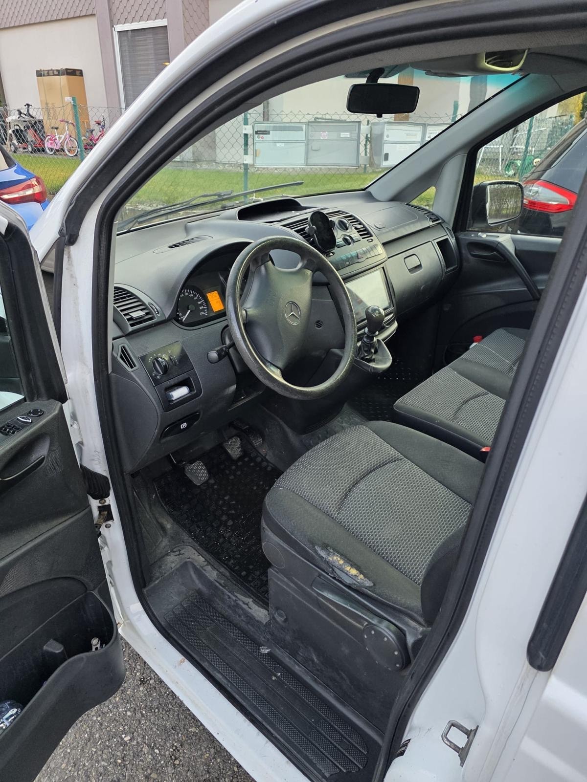 MERCEDES-BENZ 2.2 CDI-image-2