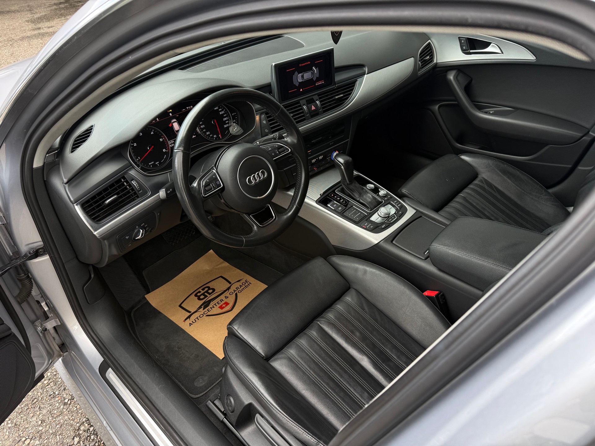 AUDI A6 Avant 2.0 TDI S-tronic S-Line-image-9