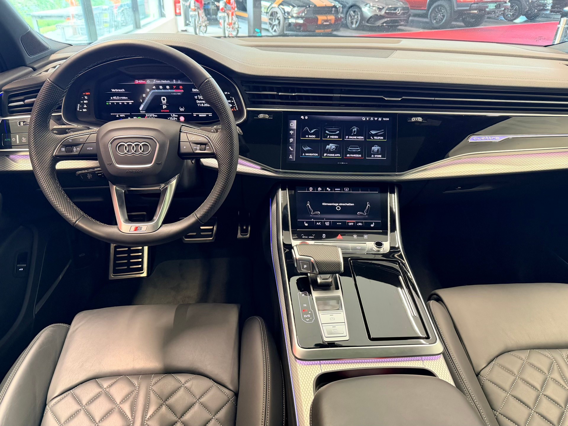 AUDI SQ7 TFSI quattro tiptronic-image-18
