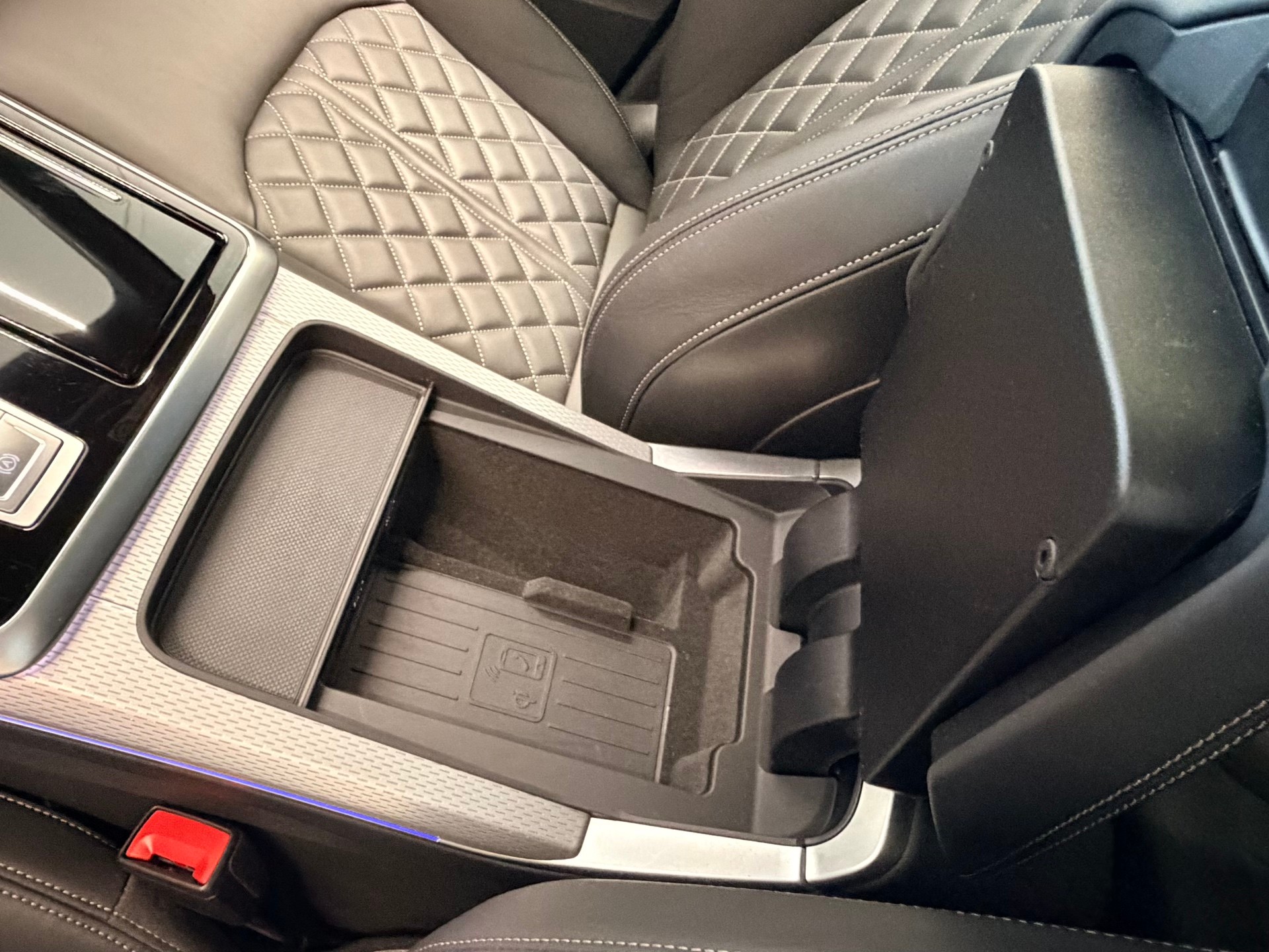 AUDI SQ7 TFSI quattro tiptronic-image-25