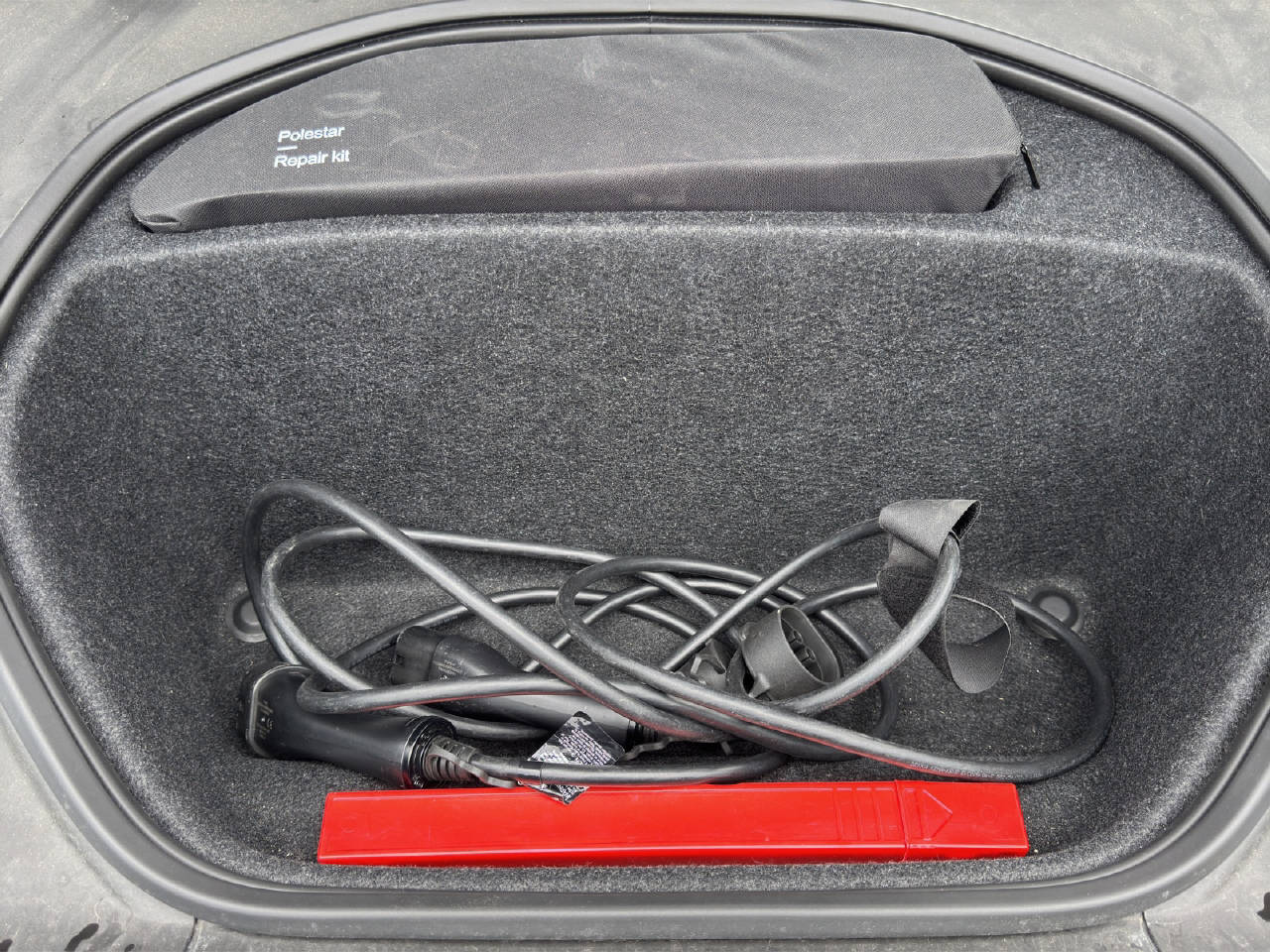 POLESTAR 2 Long Range Dual Motor-image-14