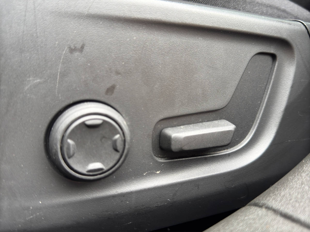 POLESTAR 2 Long Range Dual Motor-image-11
