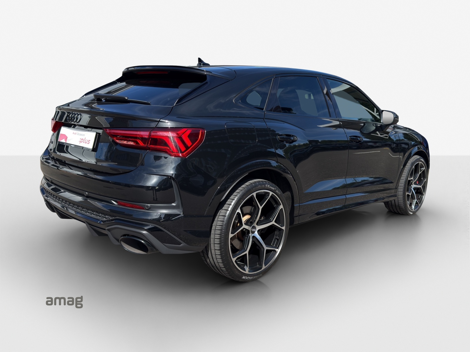 AUDI RS Q3 Sportback quattro S tronic-image-4