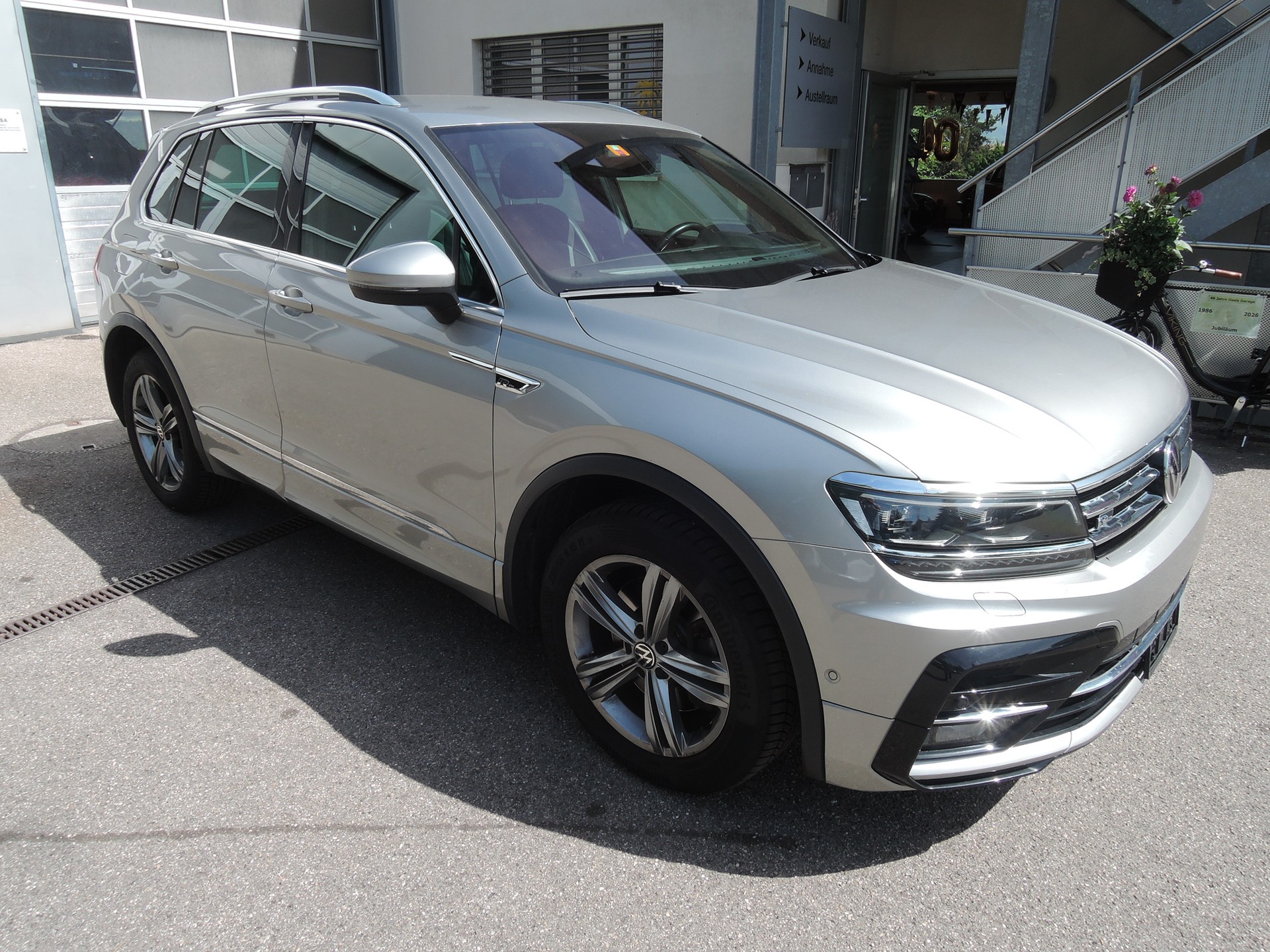 VW Tiguan 2.0TSI Offroad 4M 4Motion DSG-image-1