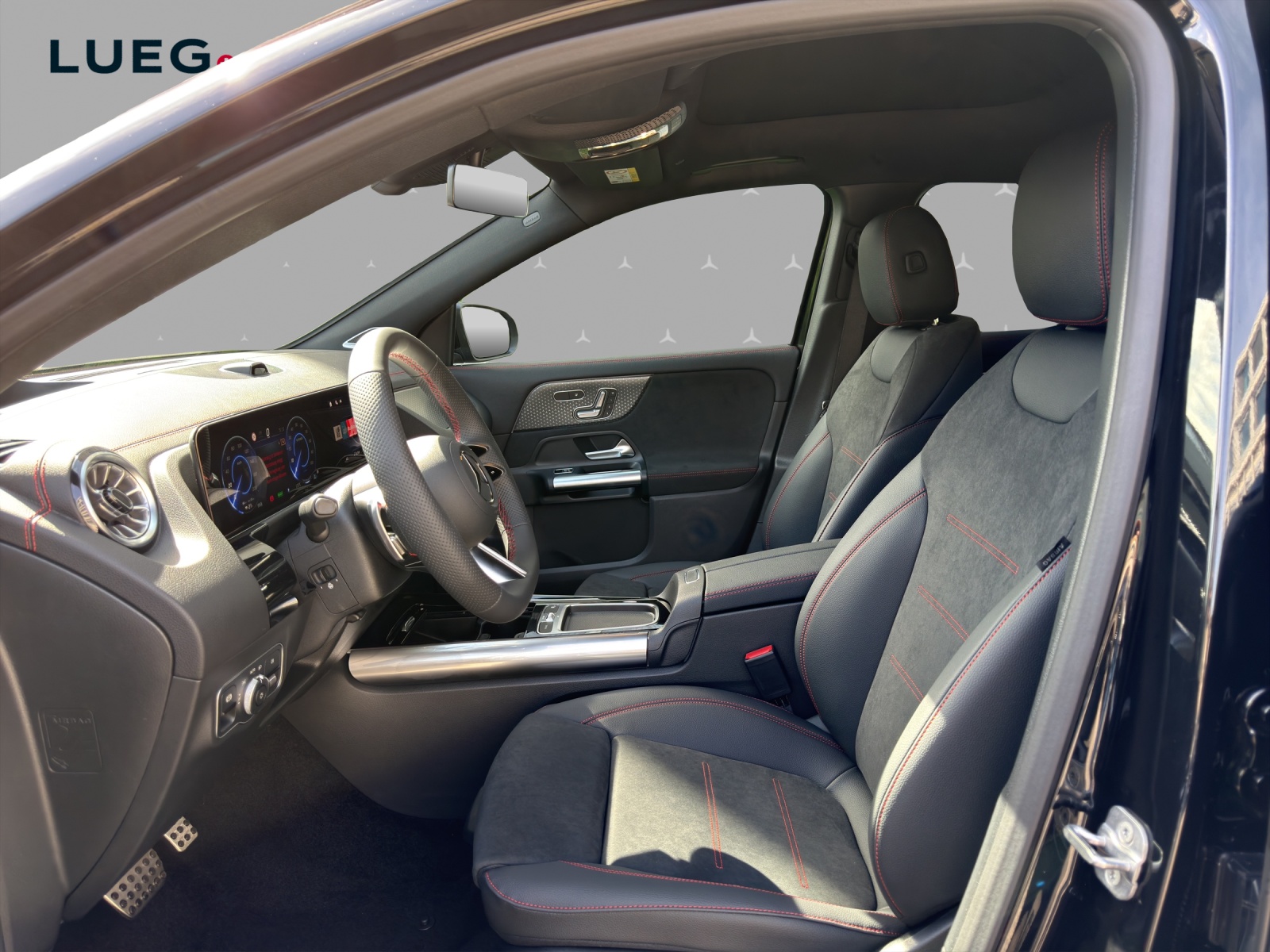 MERCEDES-BENZ EQA 350 66,5 kWh 4Matic Excellence-image-7