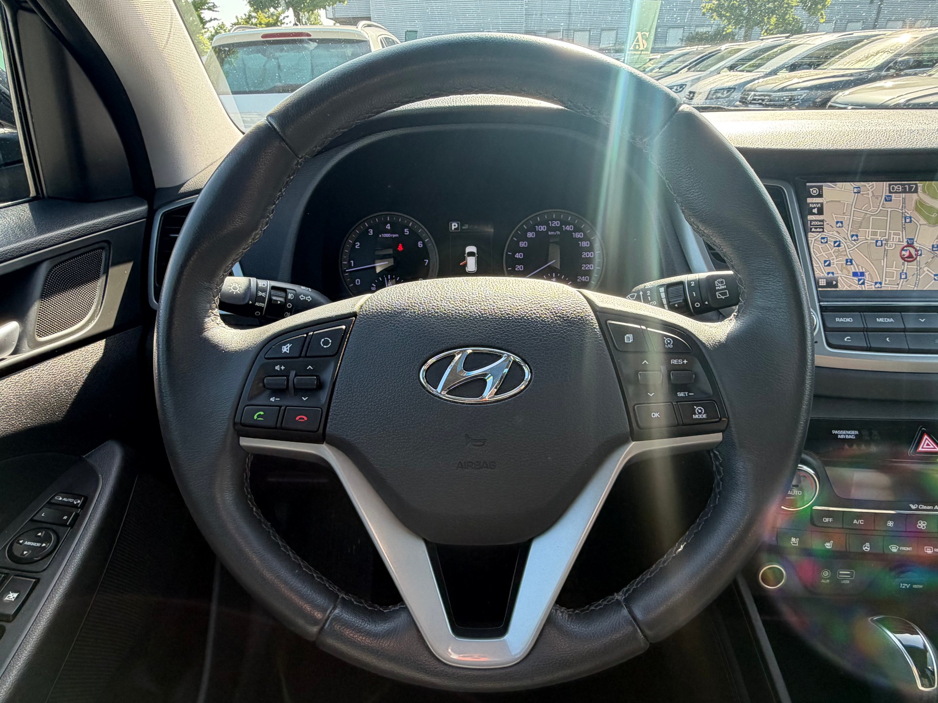 HYUNDAI Tucson 1.6 TGDI Vertex 4WD Automatic-image-12