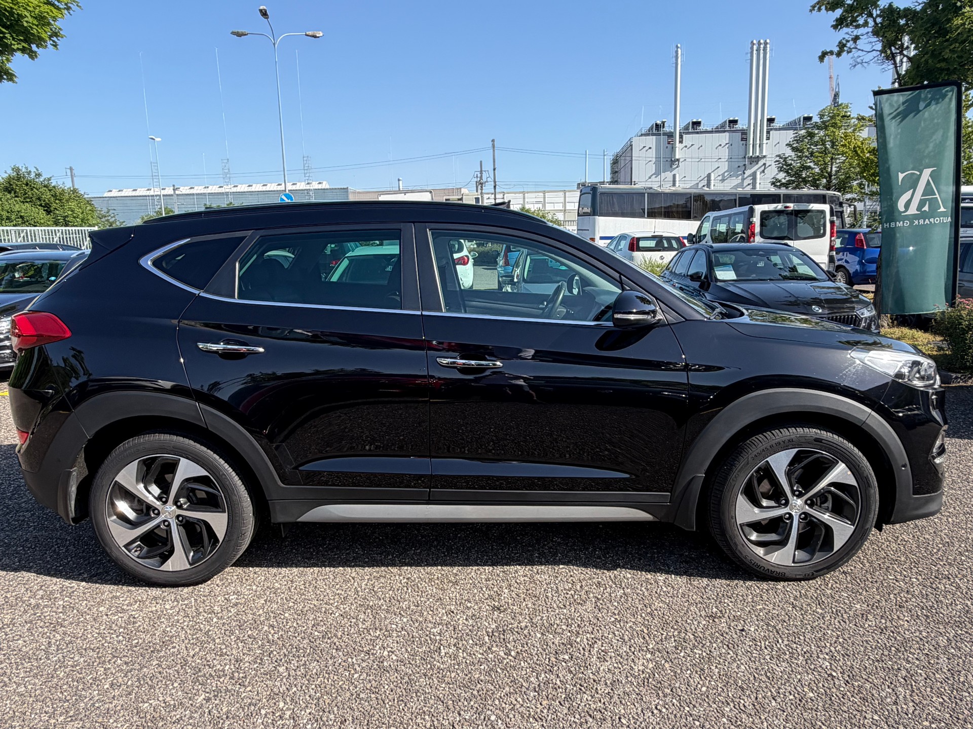 HYUNDAI Tucson 1.6 TGDI Vertex 4WD Automatic-image-3