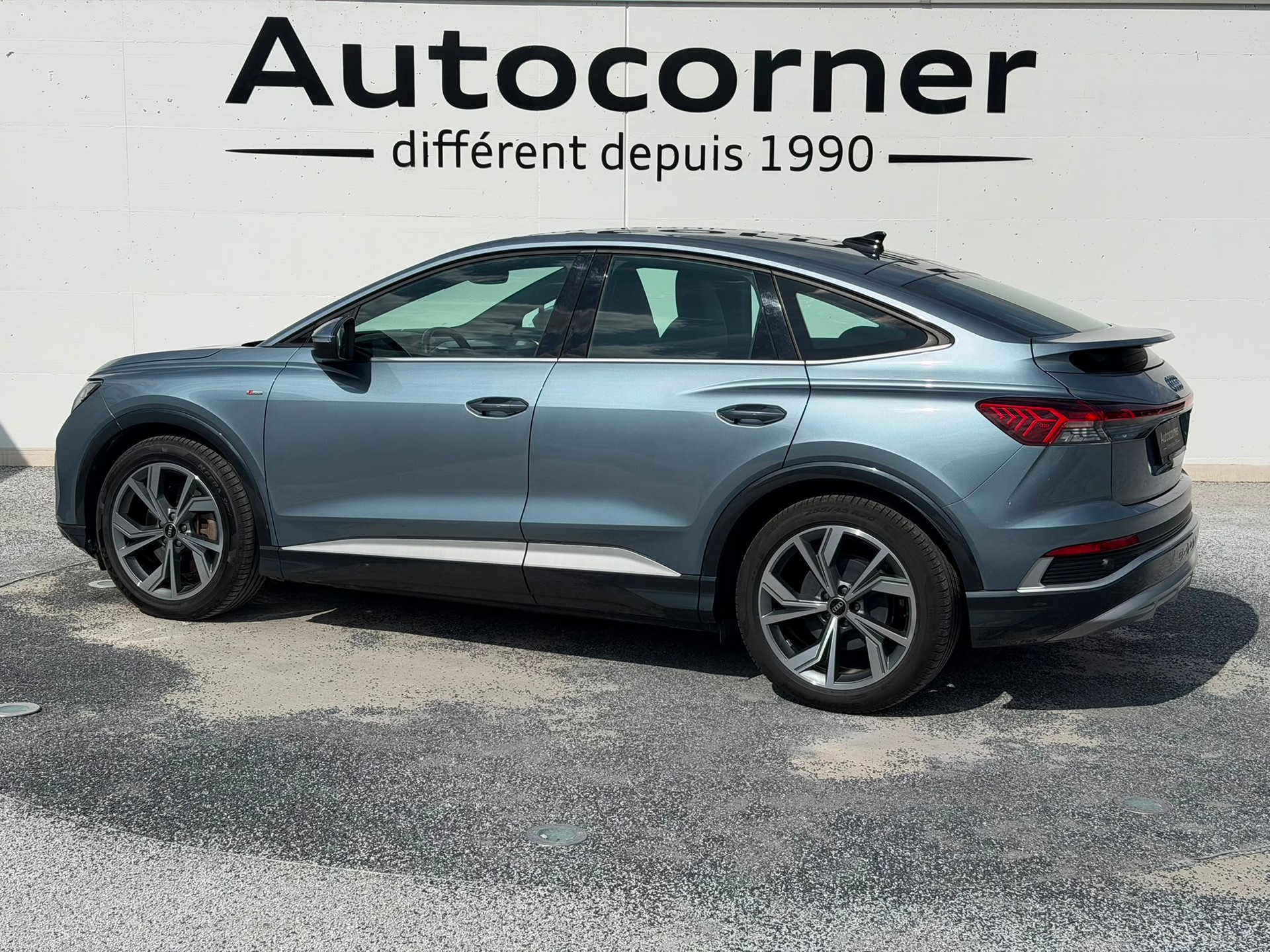 AUDI Q4 Sportback e-tron 50 quattro-image-6