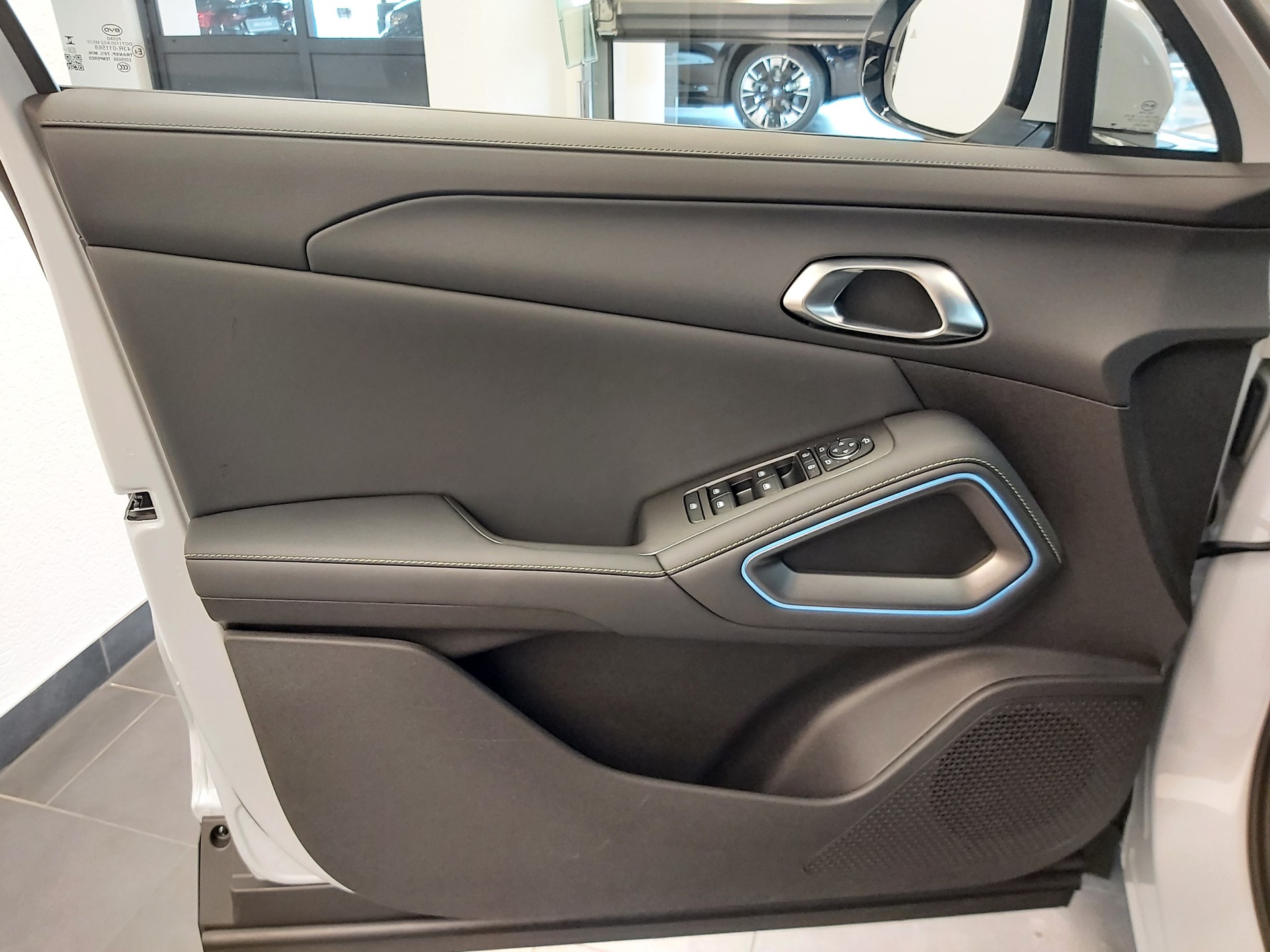 BYD Atto 2 DM-i Boost-image-15