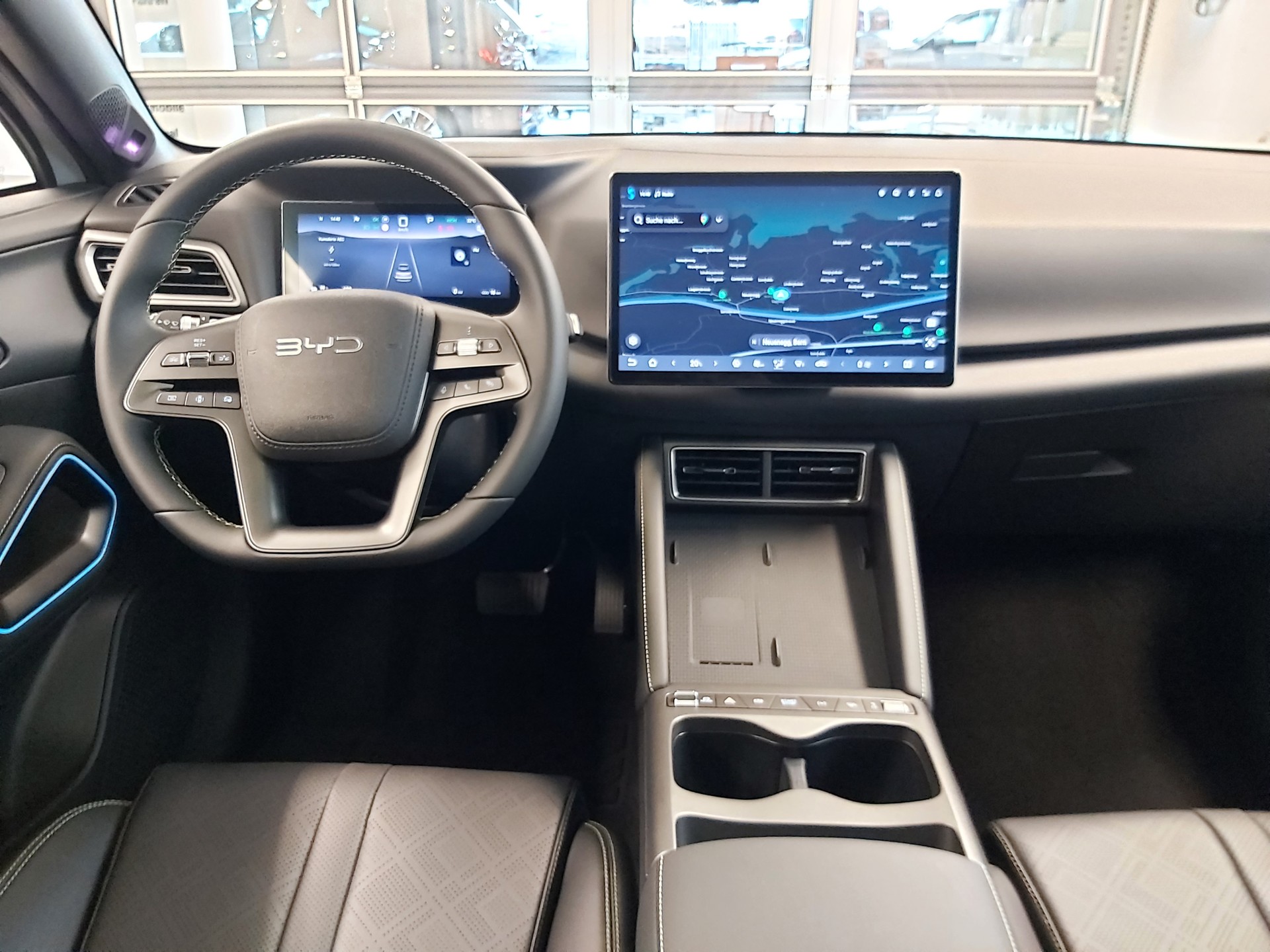 BYD Atto 2 DM-i Boost-image-12
