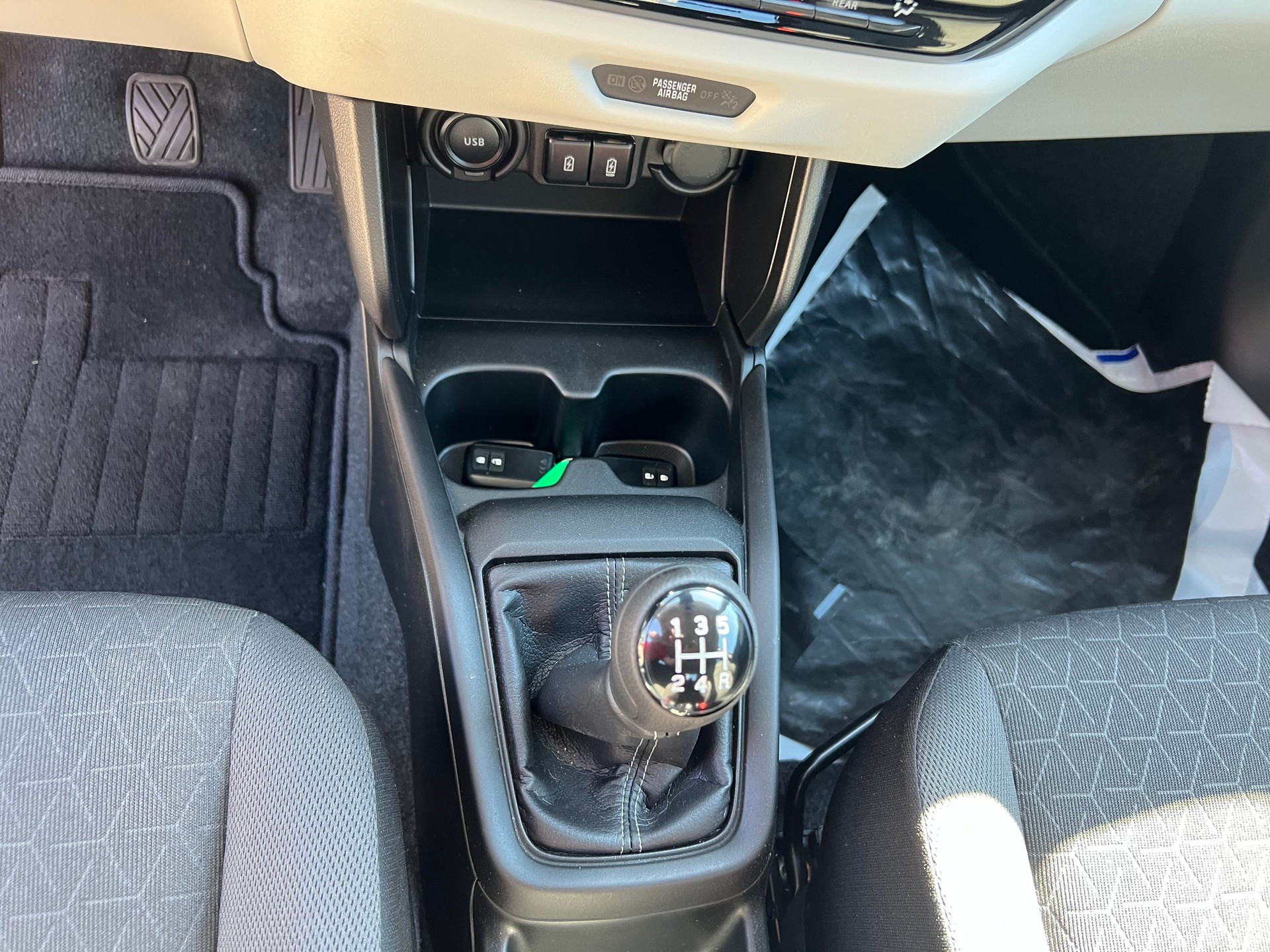 SUZUKI Swift 1.2 Tradizio Top Hybrid 4x4-image-13