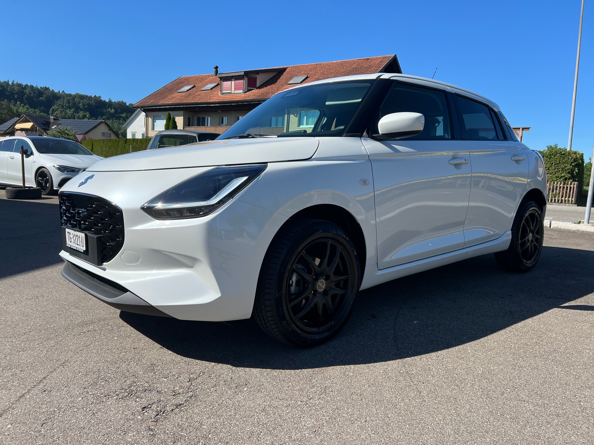 SUZUKI Swift 1.2 Tradizio Top Hybrid 4x4-image-0